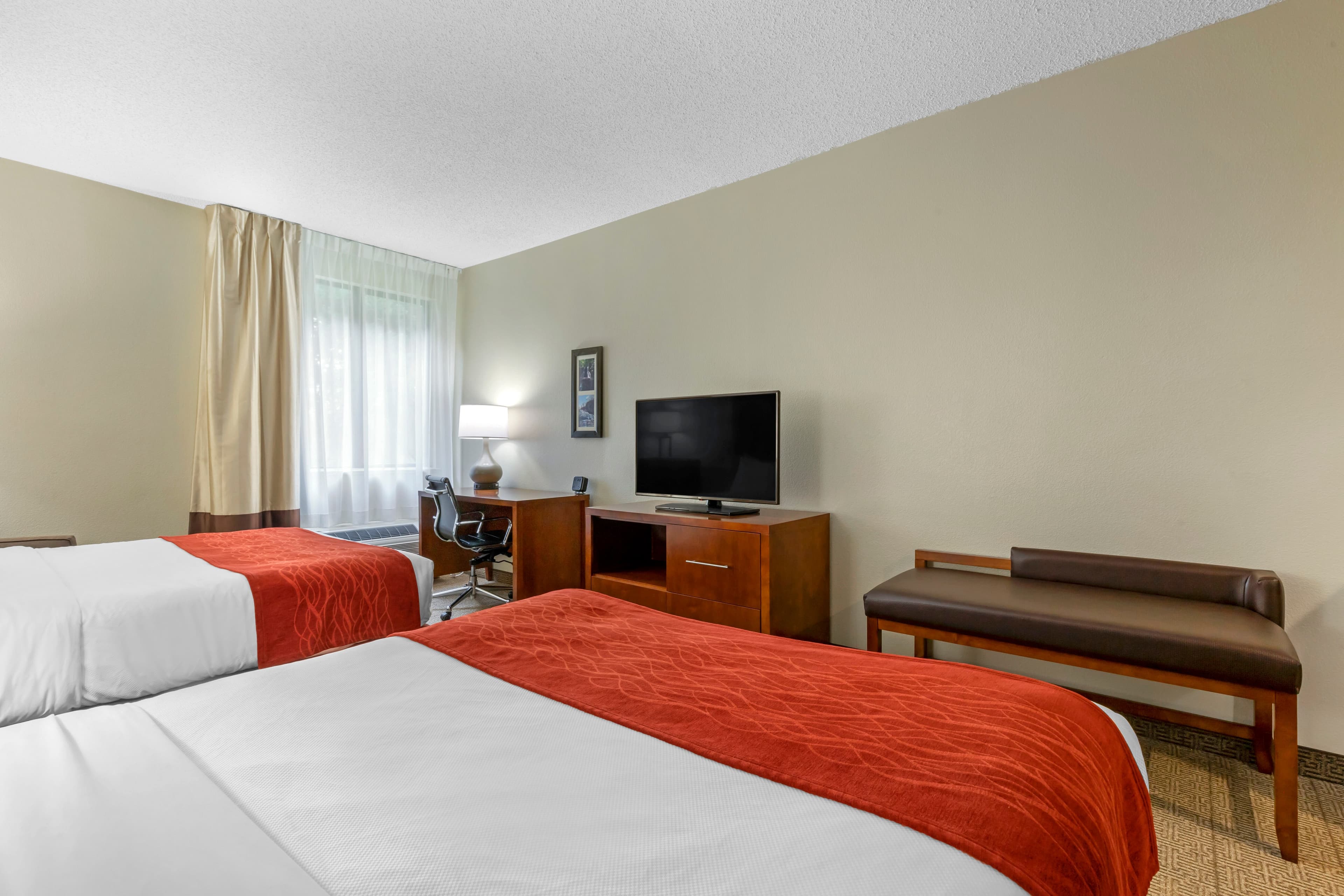 Comfort Inn & Suites Lenoir Hwy 321 Northern Foothills — 21