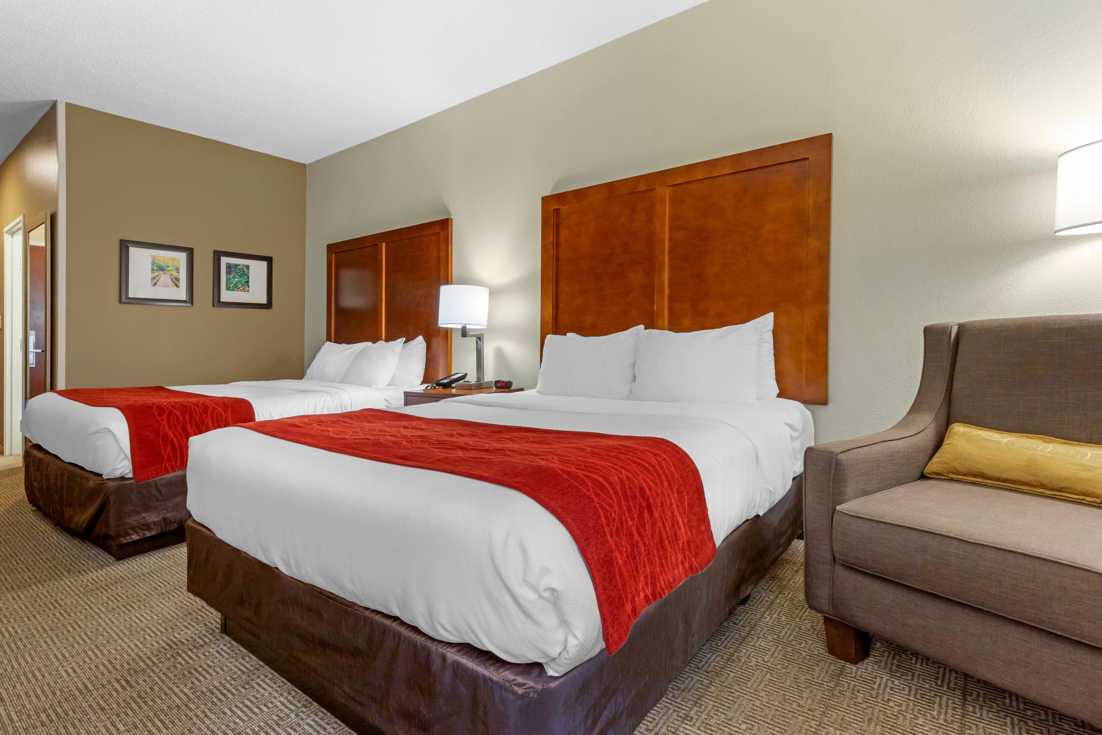 Comfort Inn & Suites Lenoir Hwy 321 Northern Foothills — 23
