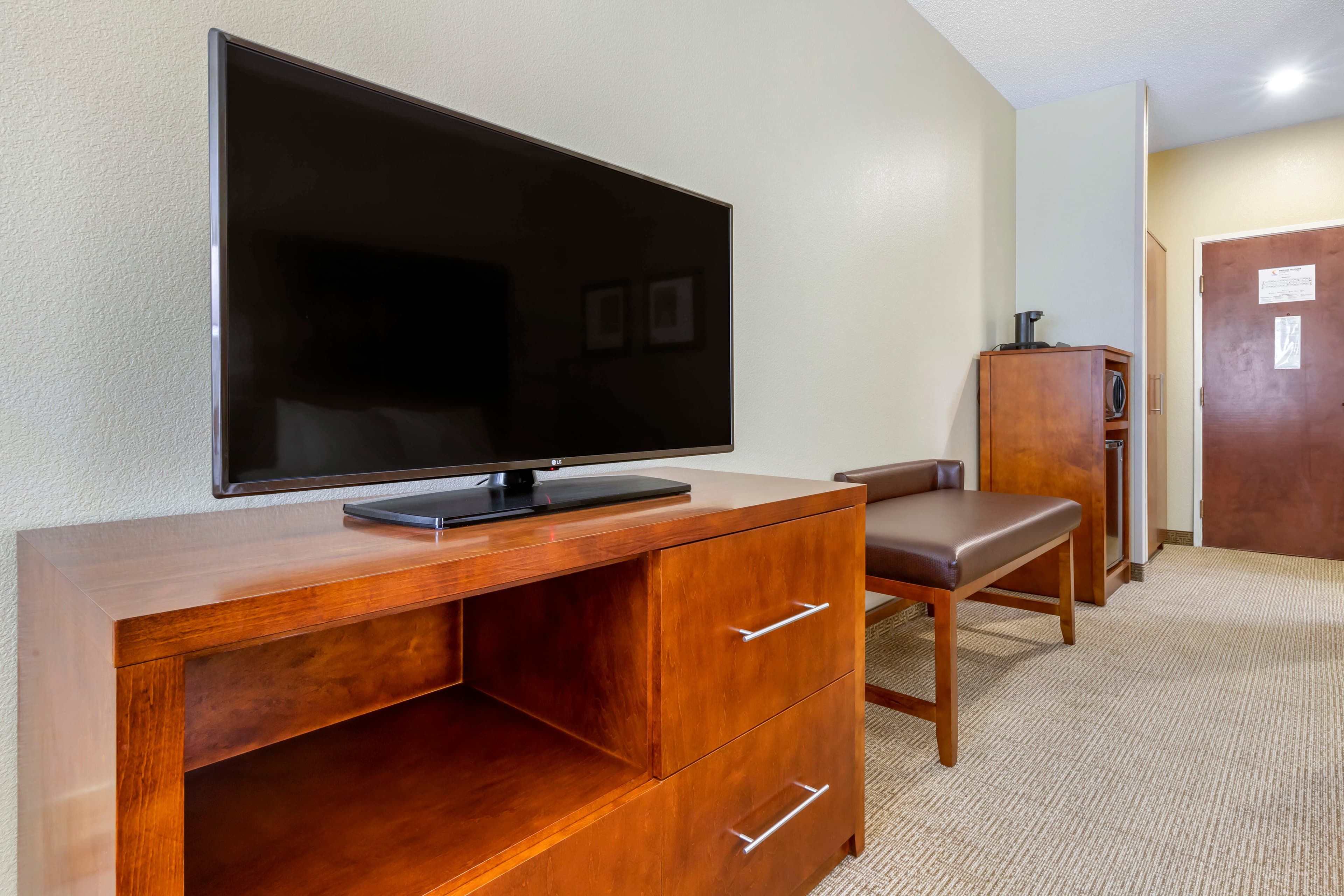 Comfort Inn & Suites Lenoir Hwy 321 Northern Foothills — 24