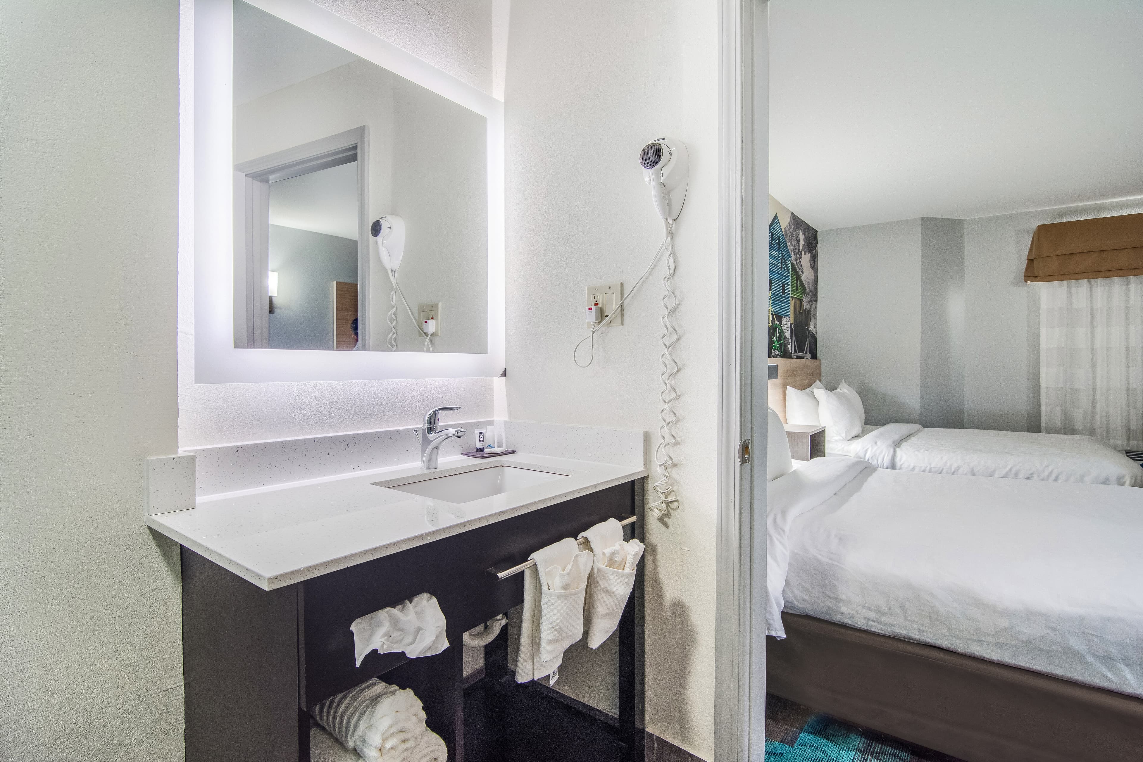 Clarion Pointe Wake Forest - Raleigh North — 16