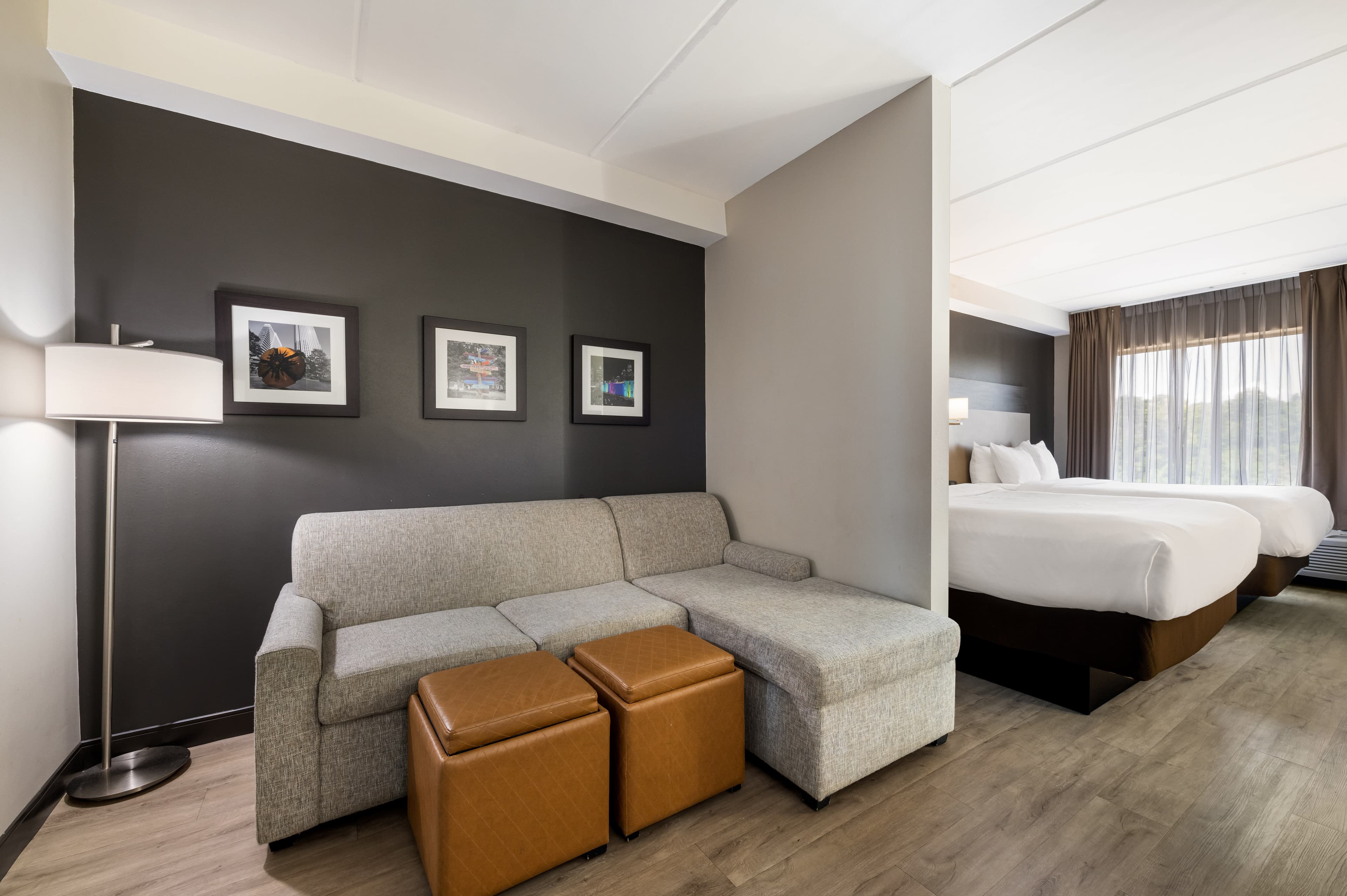 Comfort Suites Northlake — 10