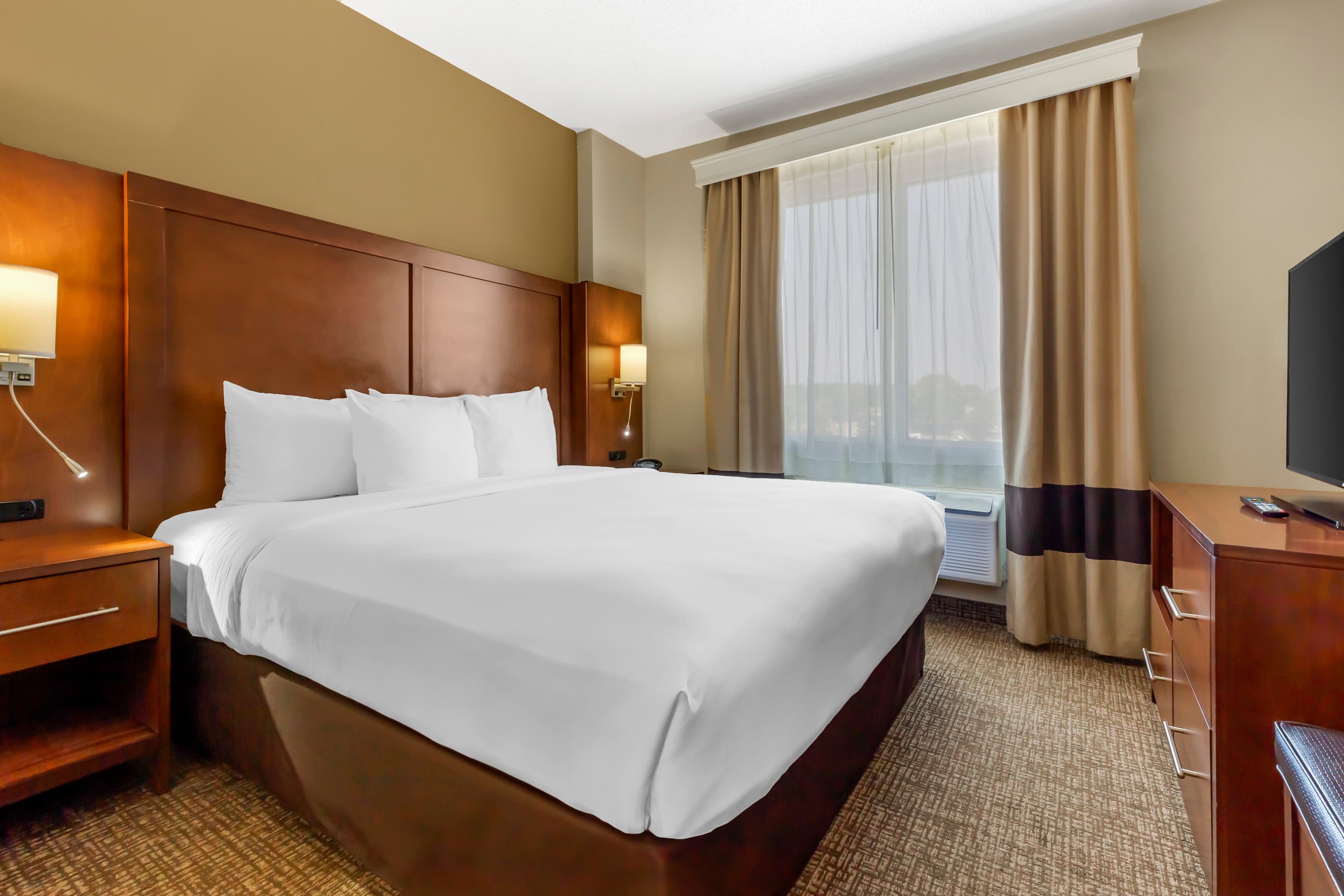 Comfort Suites Raleigh Walnut Creek — 12