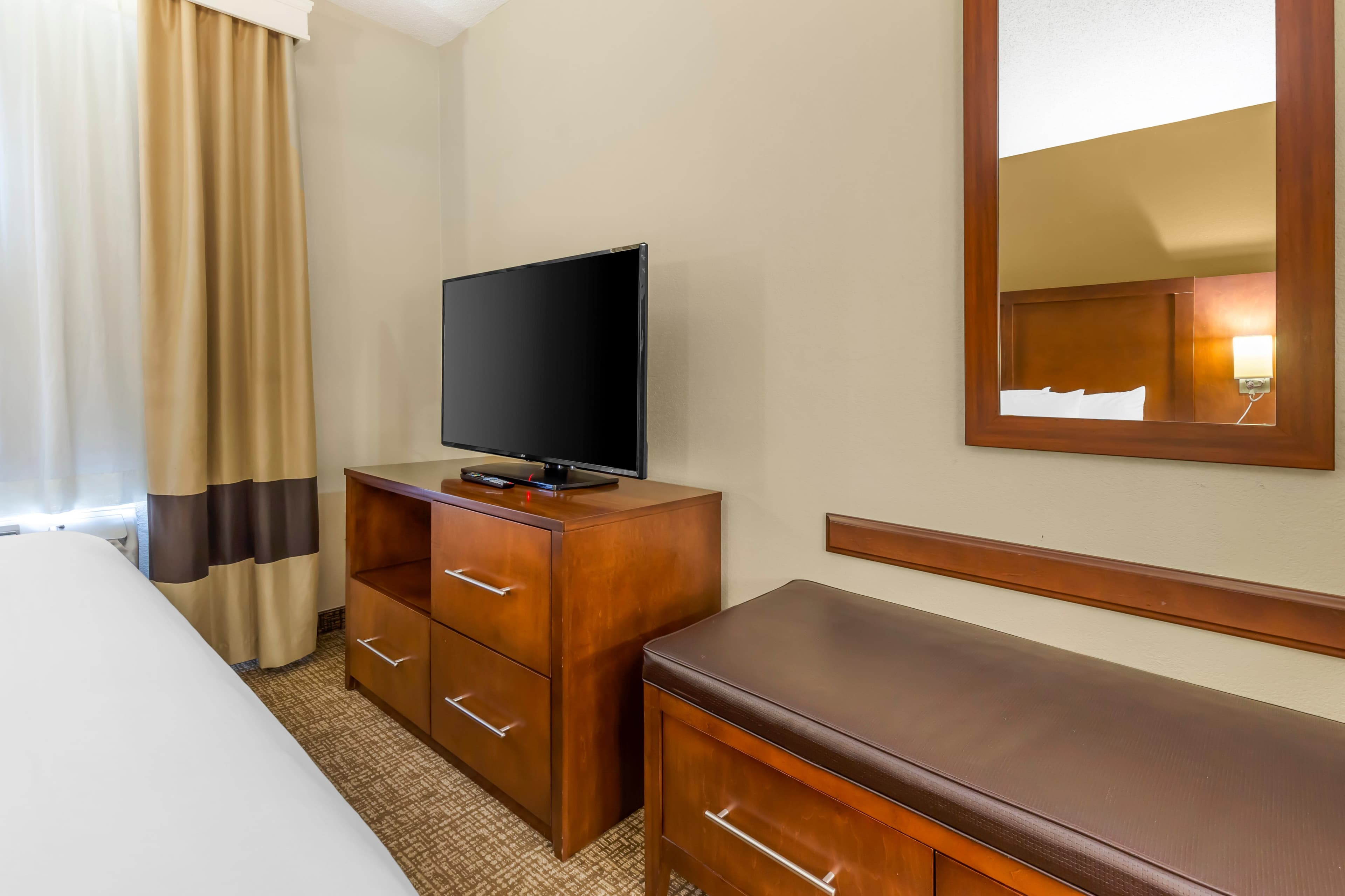 Comfort Suites Raleigh Walnut Creek — 13
