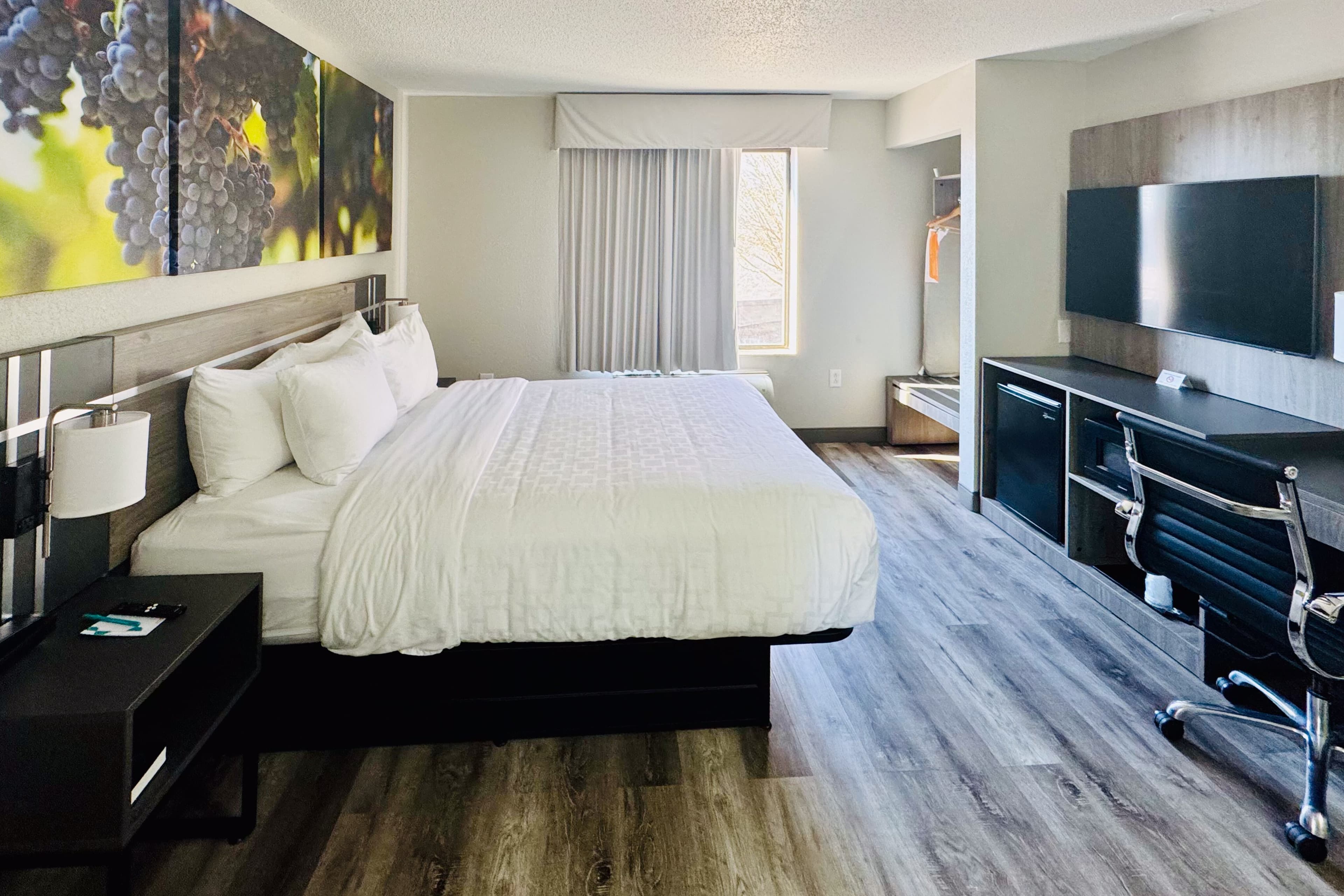 Clarion Pointe Albemarle — 11
