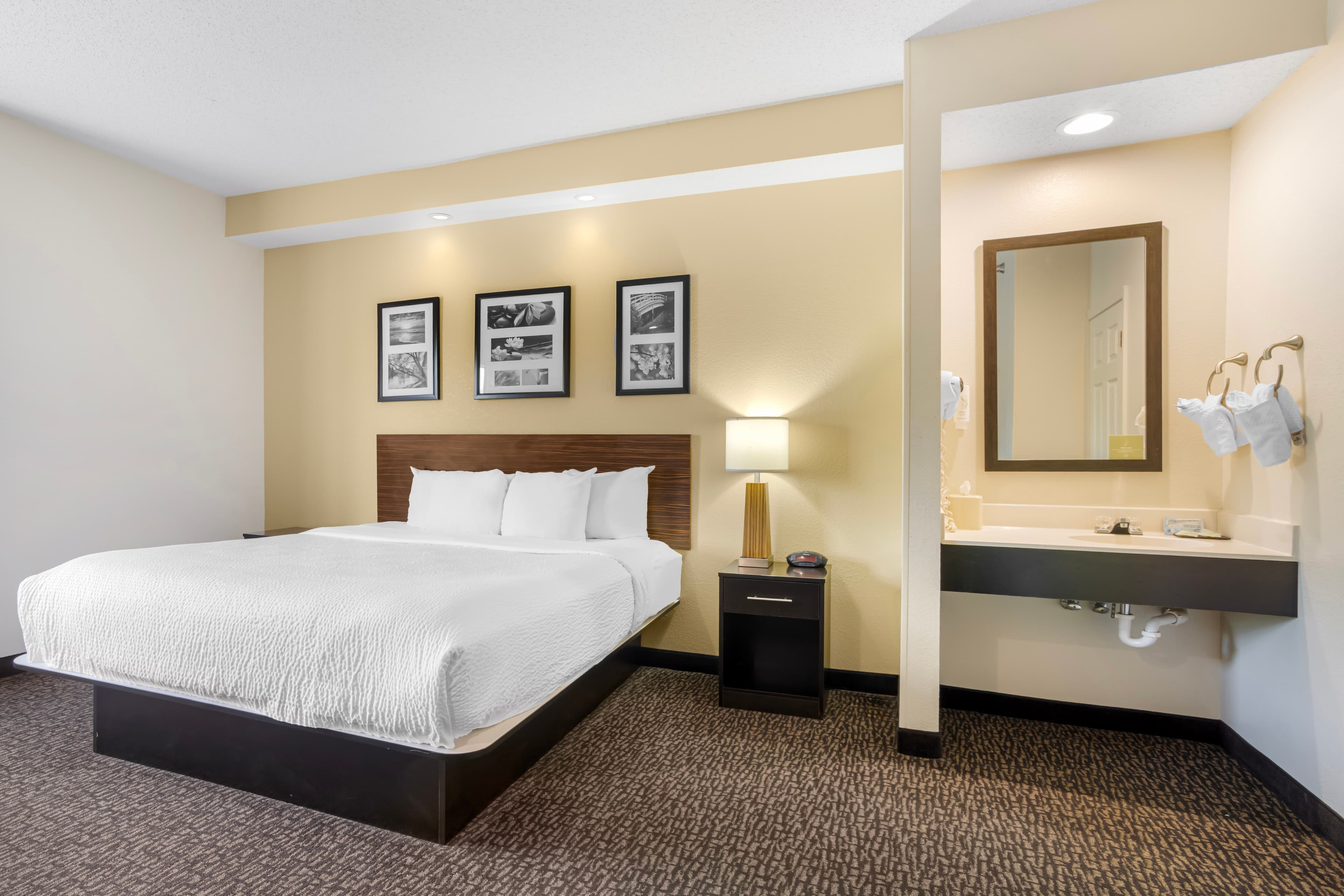 Sleep Inn & Suites at Concord Mills — 7