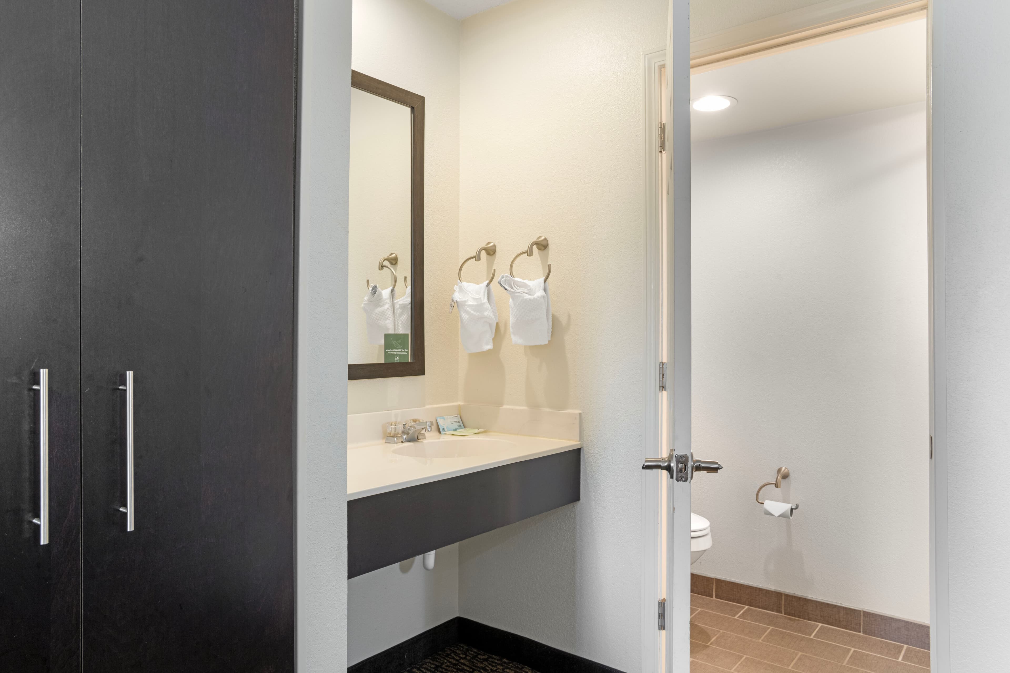 Sleep Inn & Suites at Concord Mills — 25