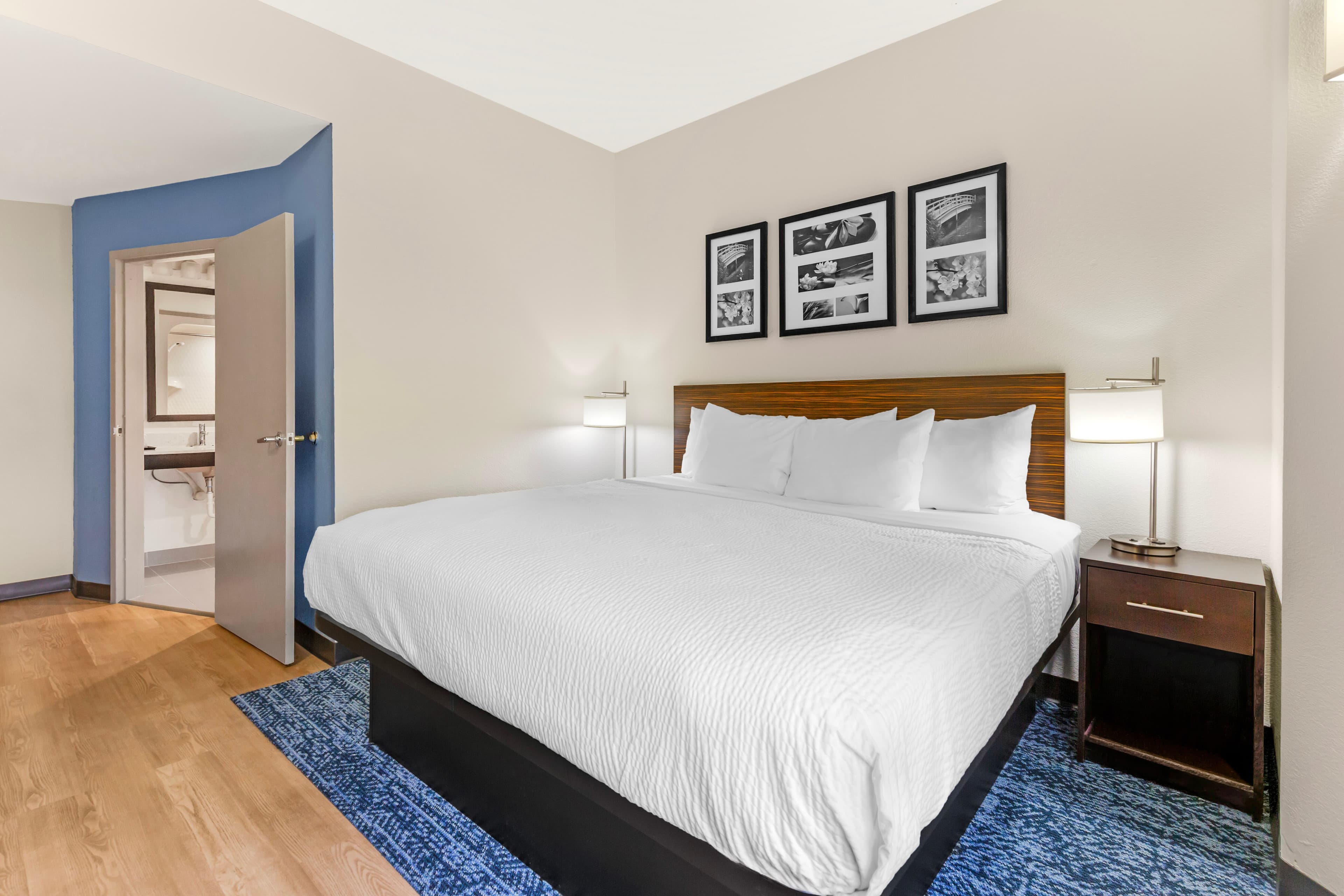 Sleep Inn Greensboro Airport - Image 4
