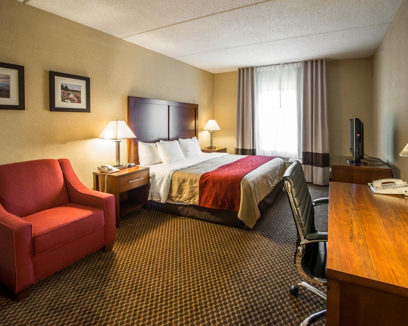 Comfort Inn & Suites Morganton South - Image 4