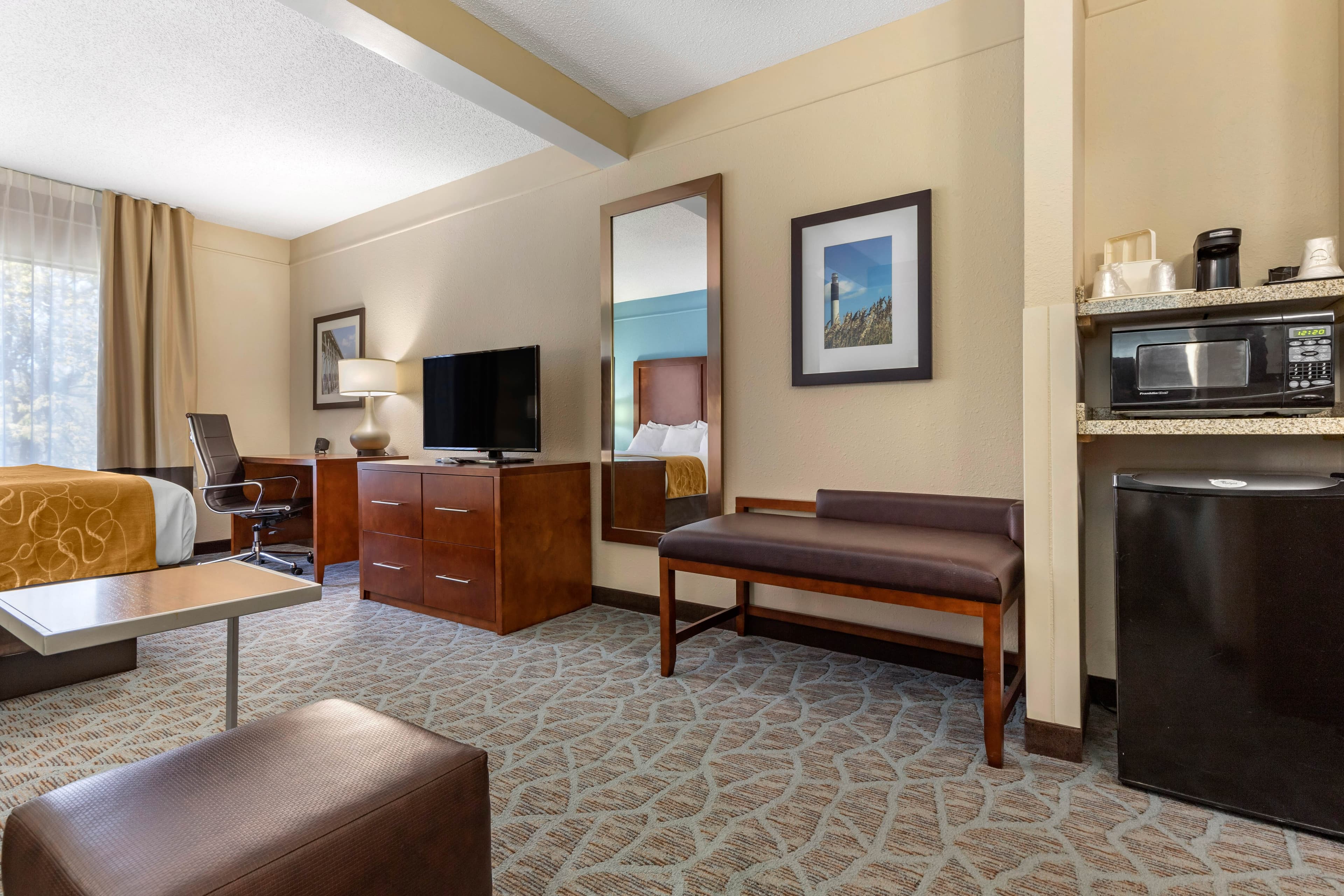 Comfort Suites Southport - Oak Island — 9