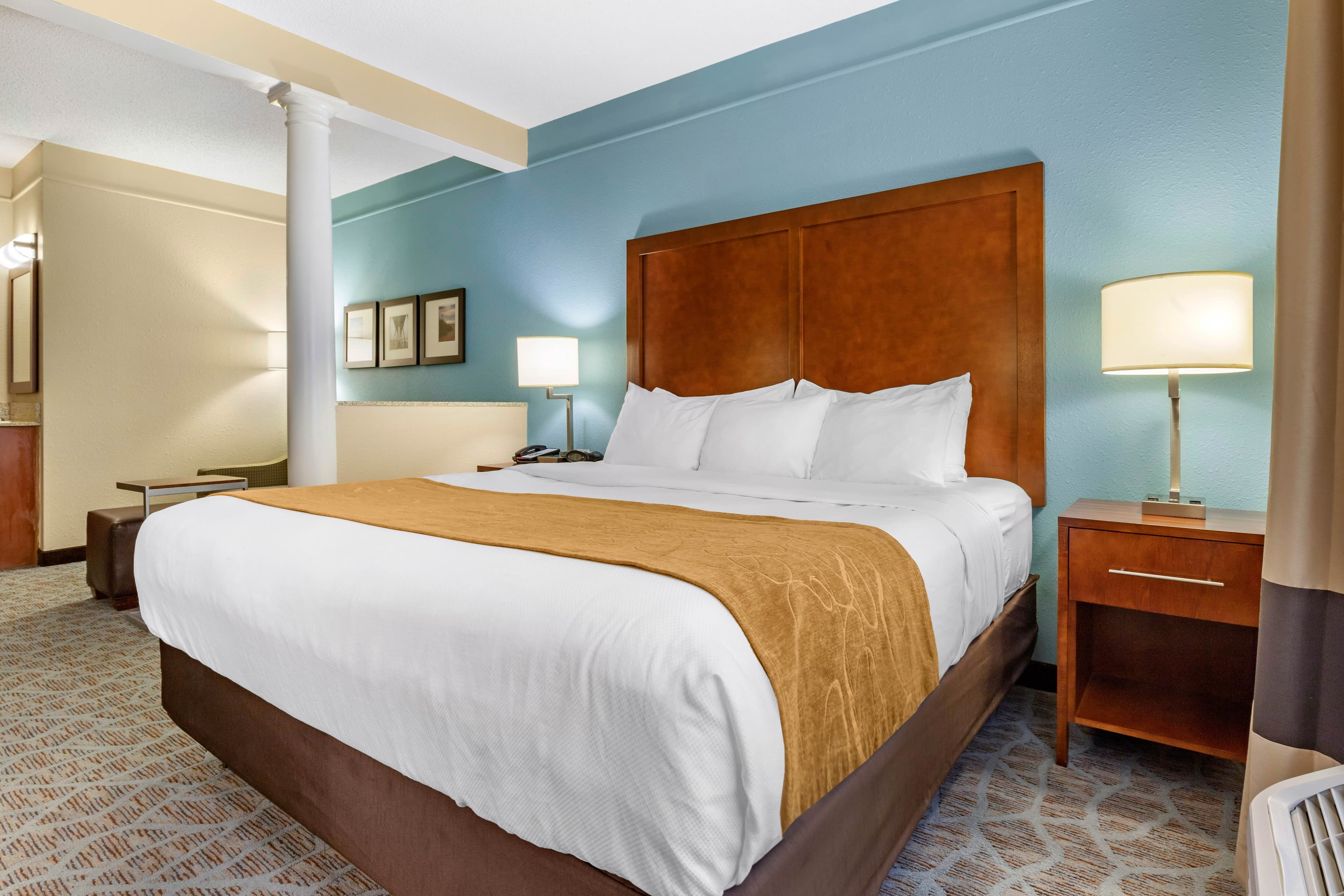 Comfort Suites Southport - Oak Island - Image 3