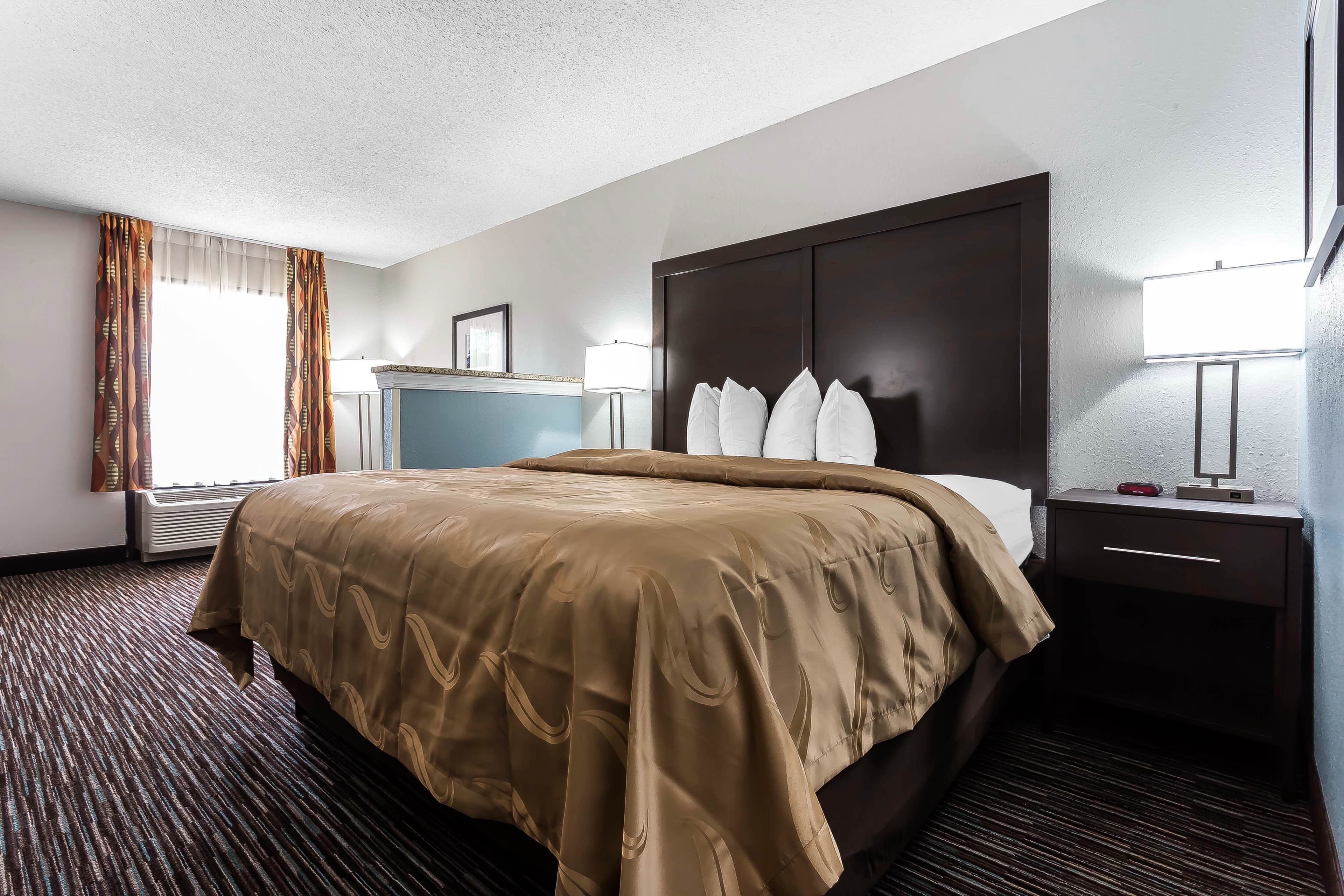 Quality Inn & Suites Mooresville-Lake Norman — 26