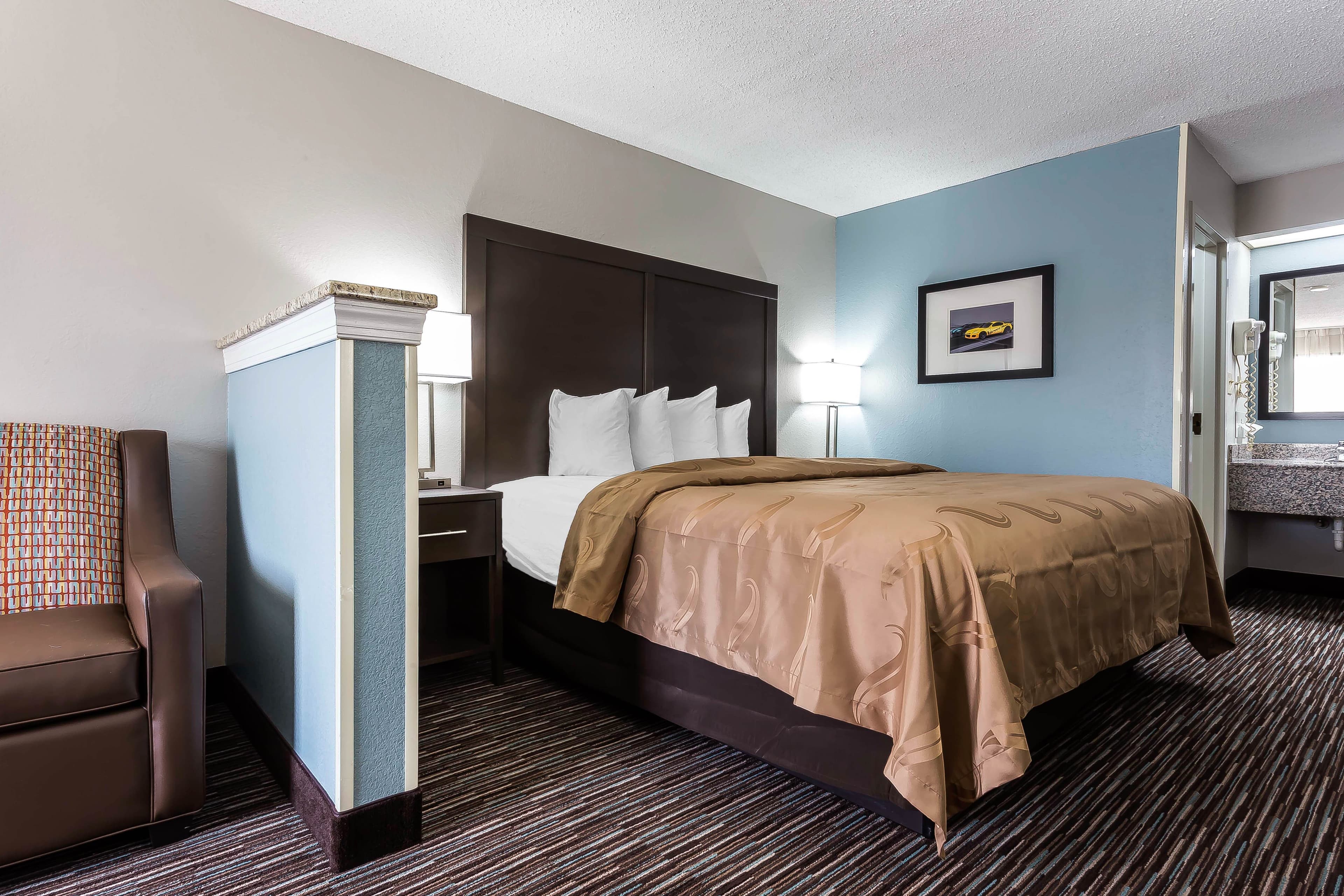 Quality Inn & Suites Mooresville-Lake Norman — 27