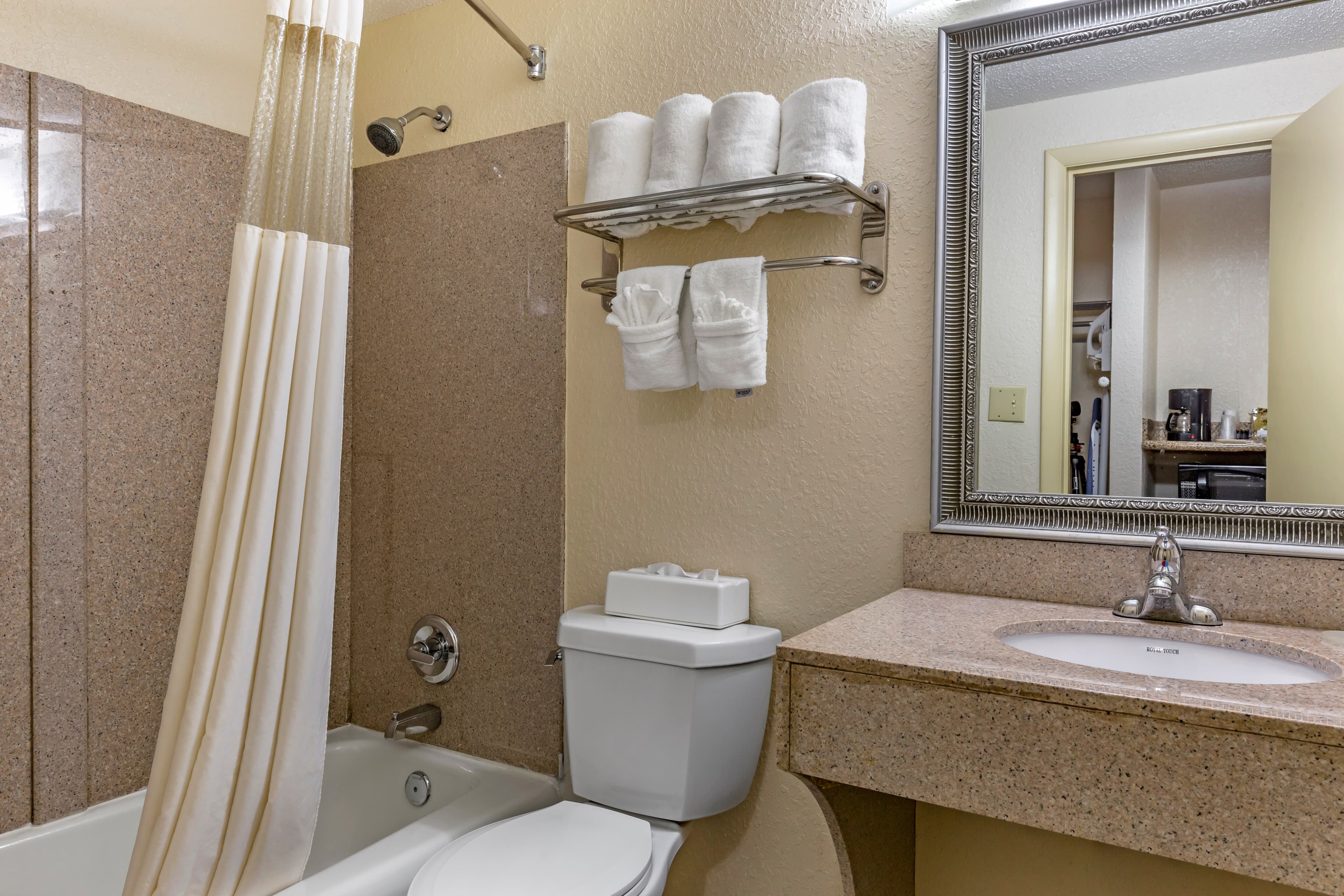 Quality Inn & Suites - Greensboro-High Point — 19