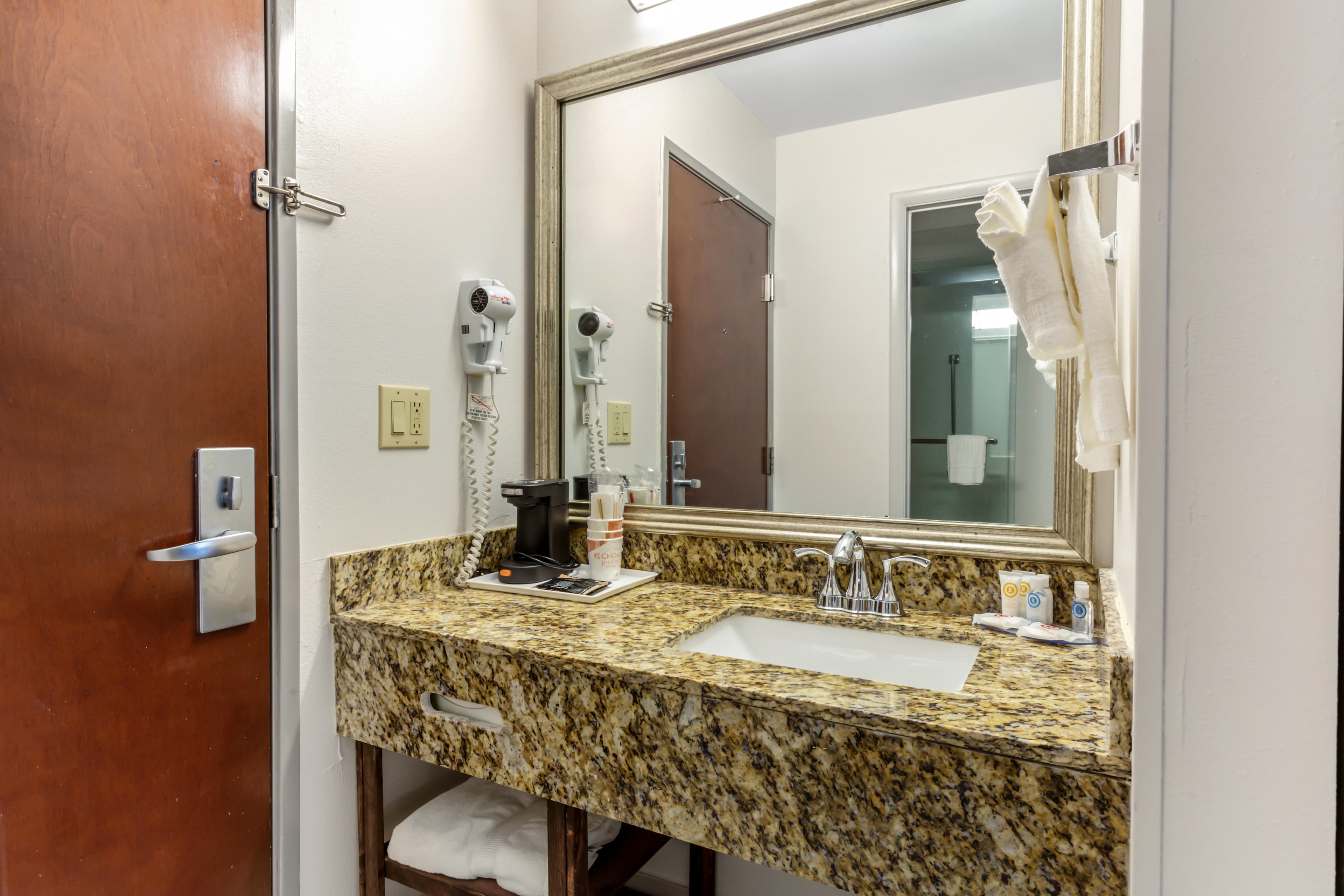 Comfort Inn Garner Clayton I-40 — 21
