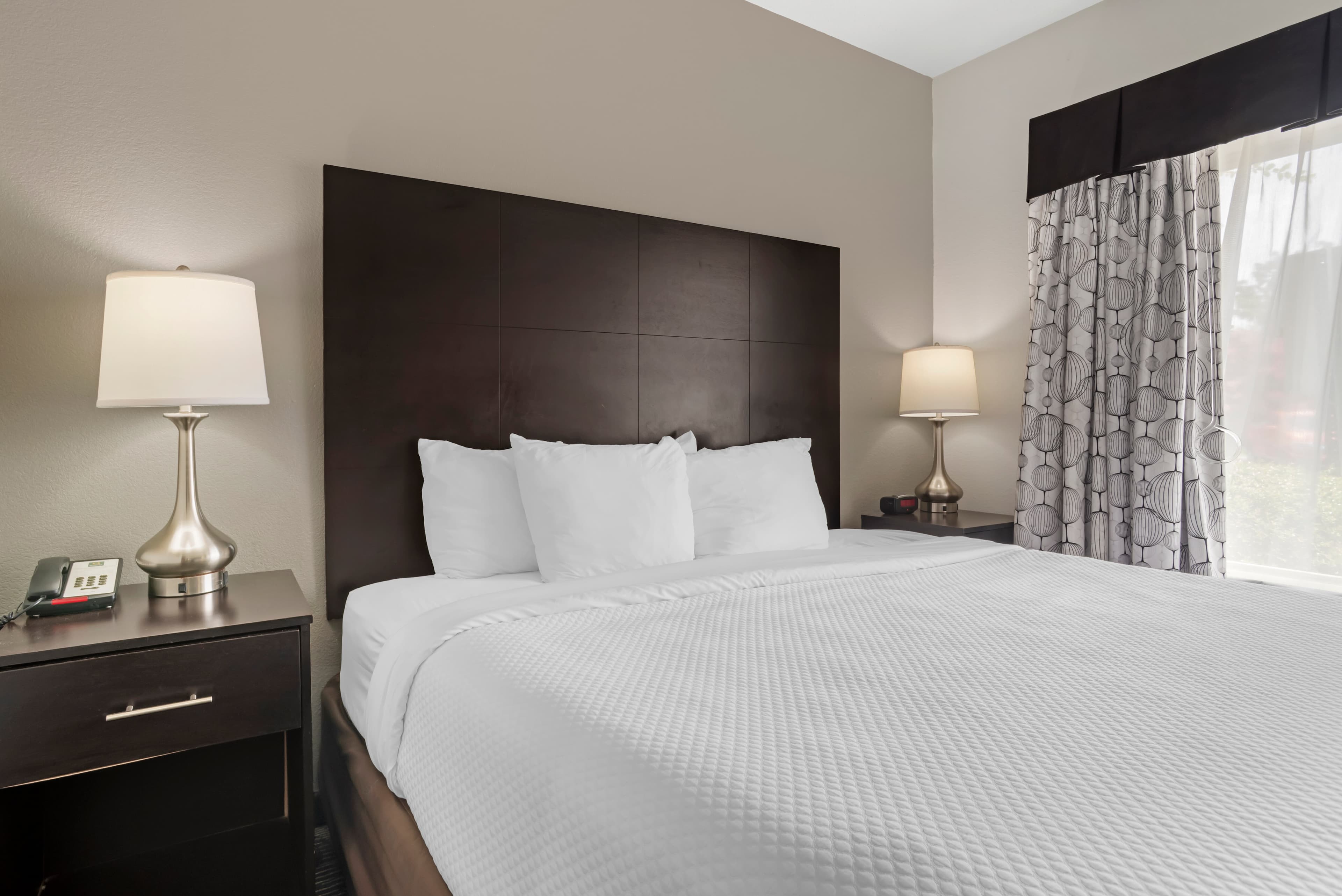 Quality Suites Pineville - Charlotte — 8