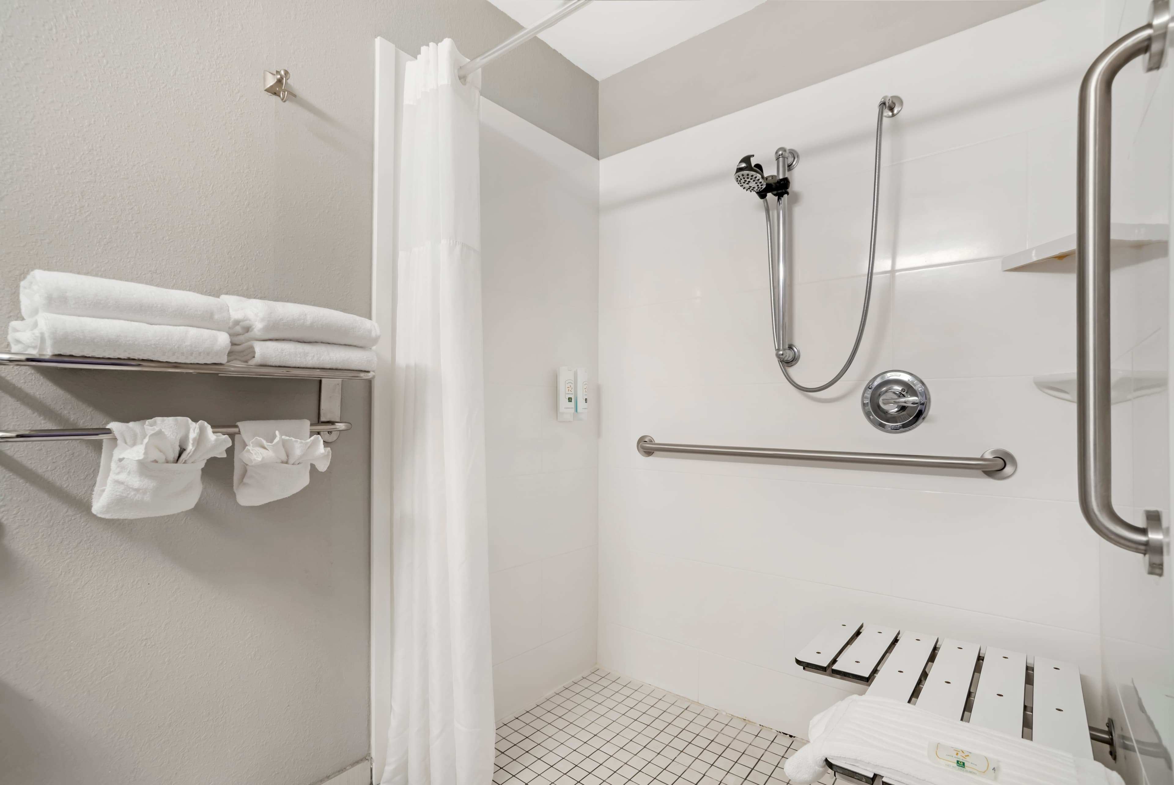 Quality Suites Pineville - Charlotte — 14