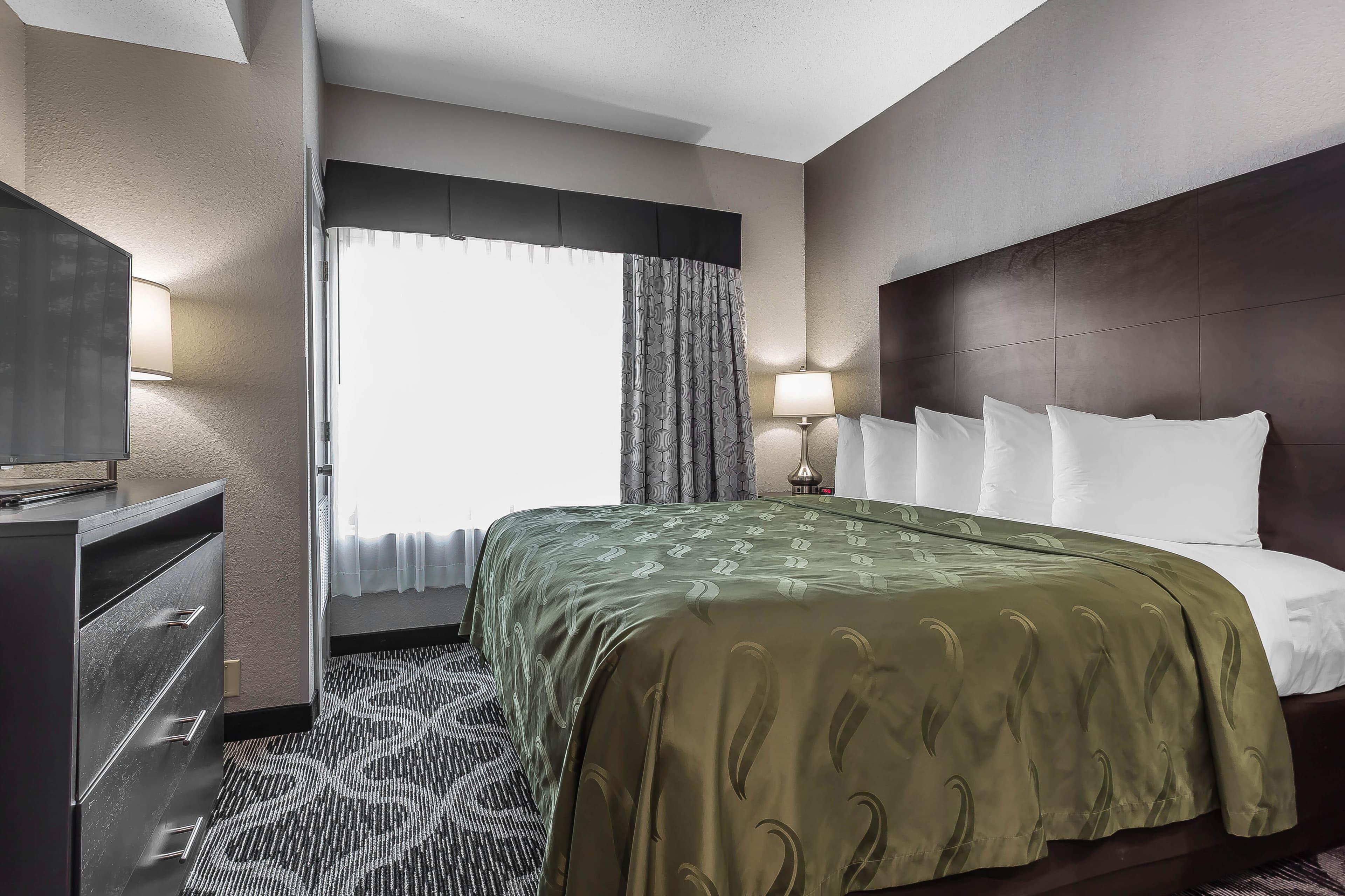 Quality Suites Pineville - Charlotte — 10