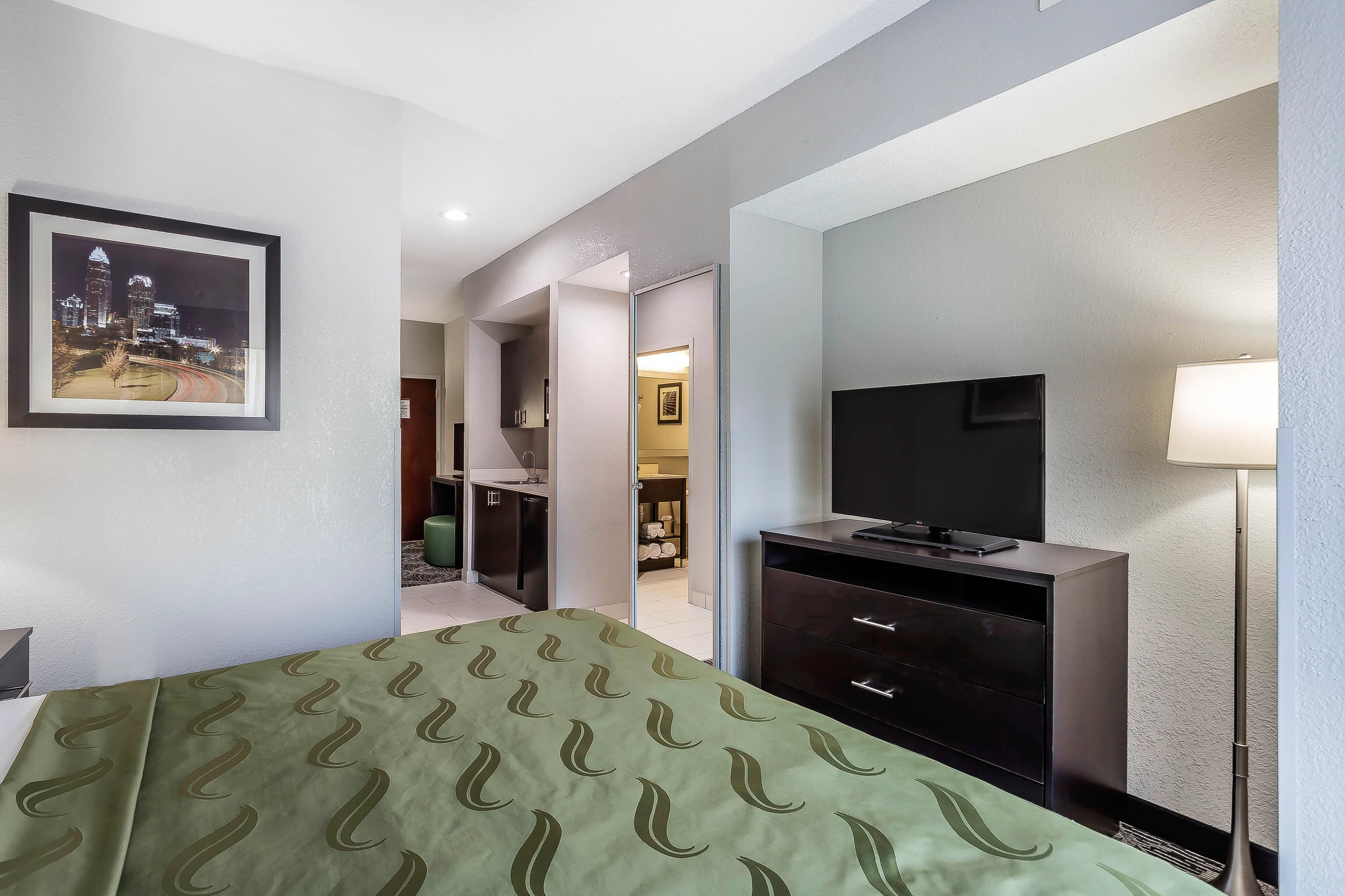 Quality Suites Pineville - Charlotte — 11