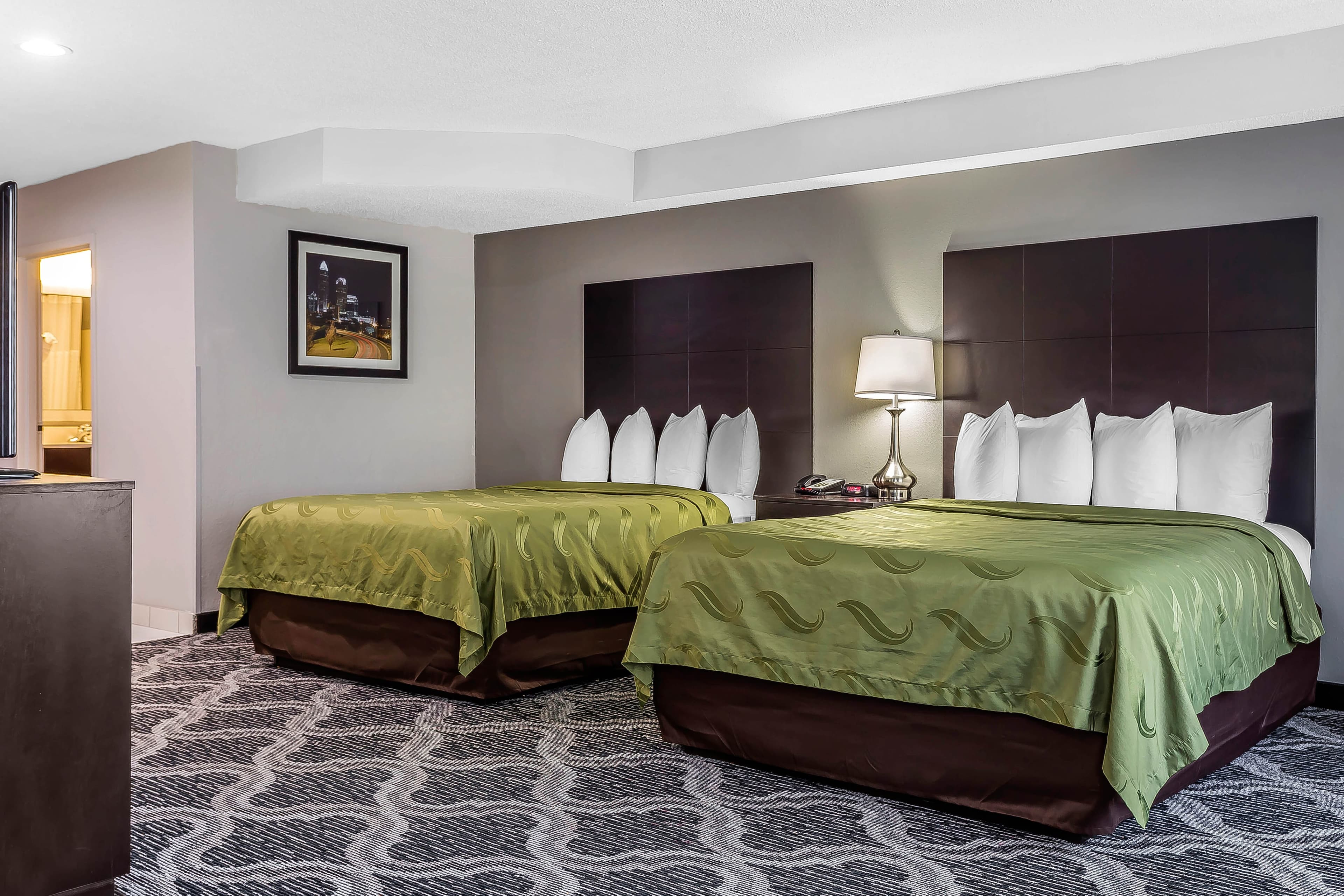 Quality Suites Pineville - Charlotte — 8