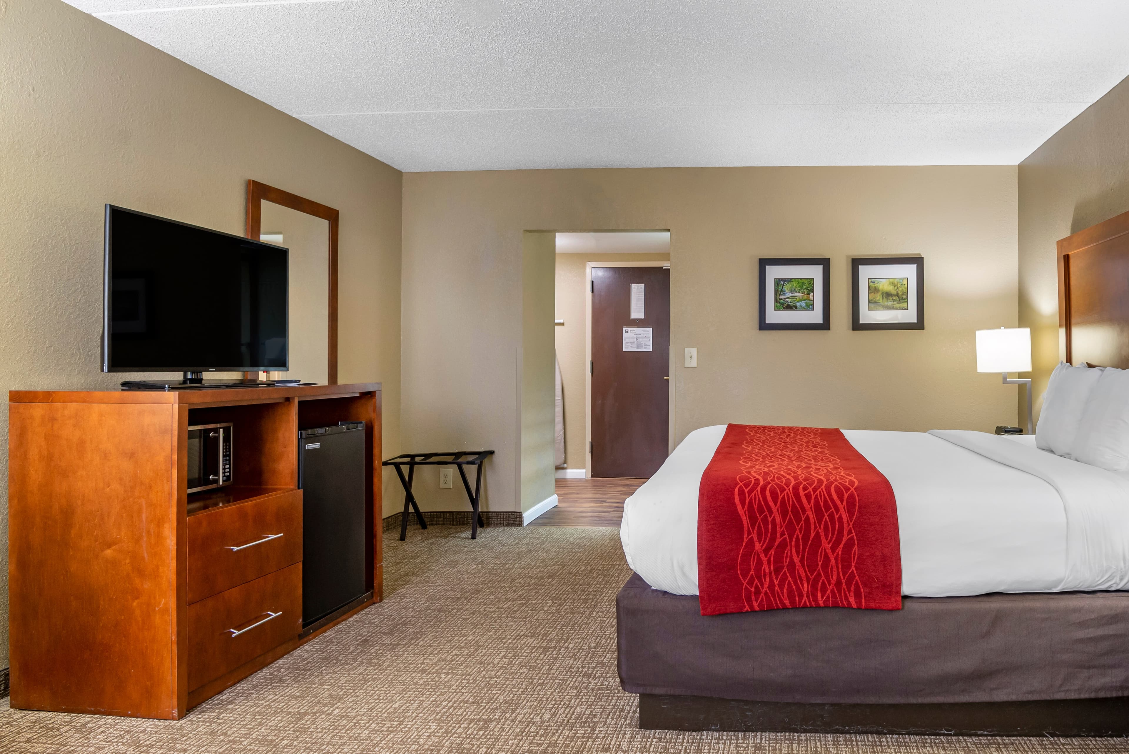 Comfort Inn Matthews - Charlotte — 8