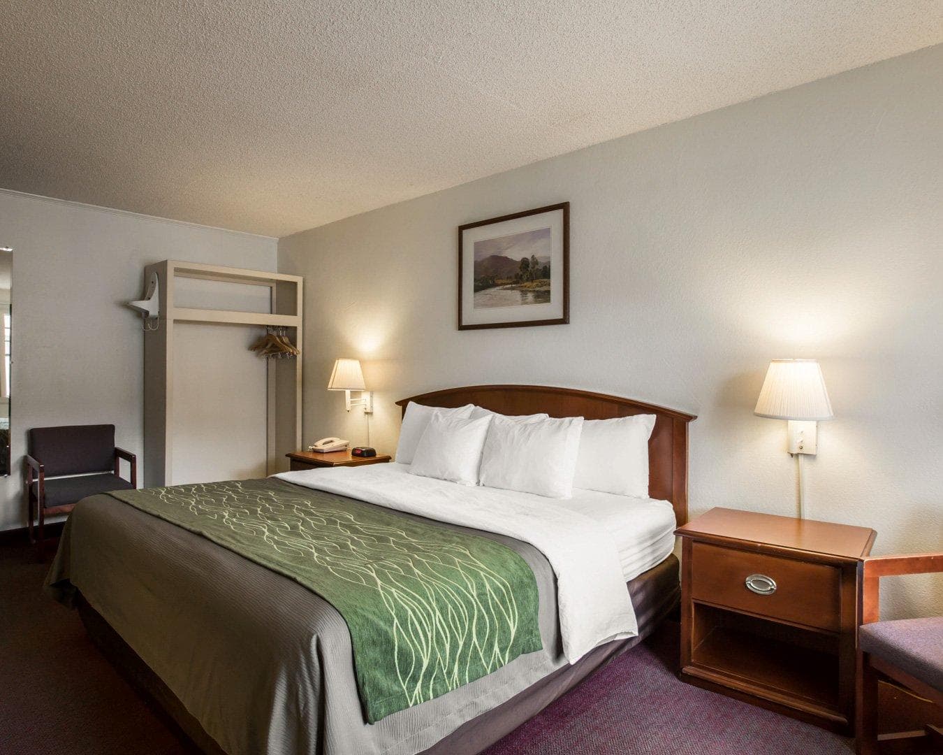 Rodeway Inn & Suites Cherokee On the River — 13