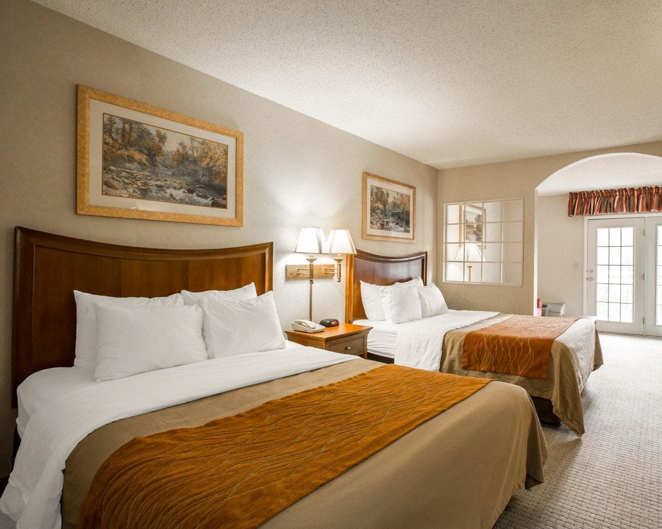 Rodeway Inn & Suites Cherokee On the River — 21
