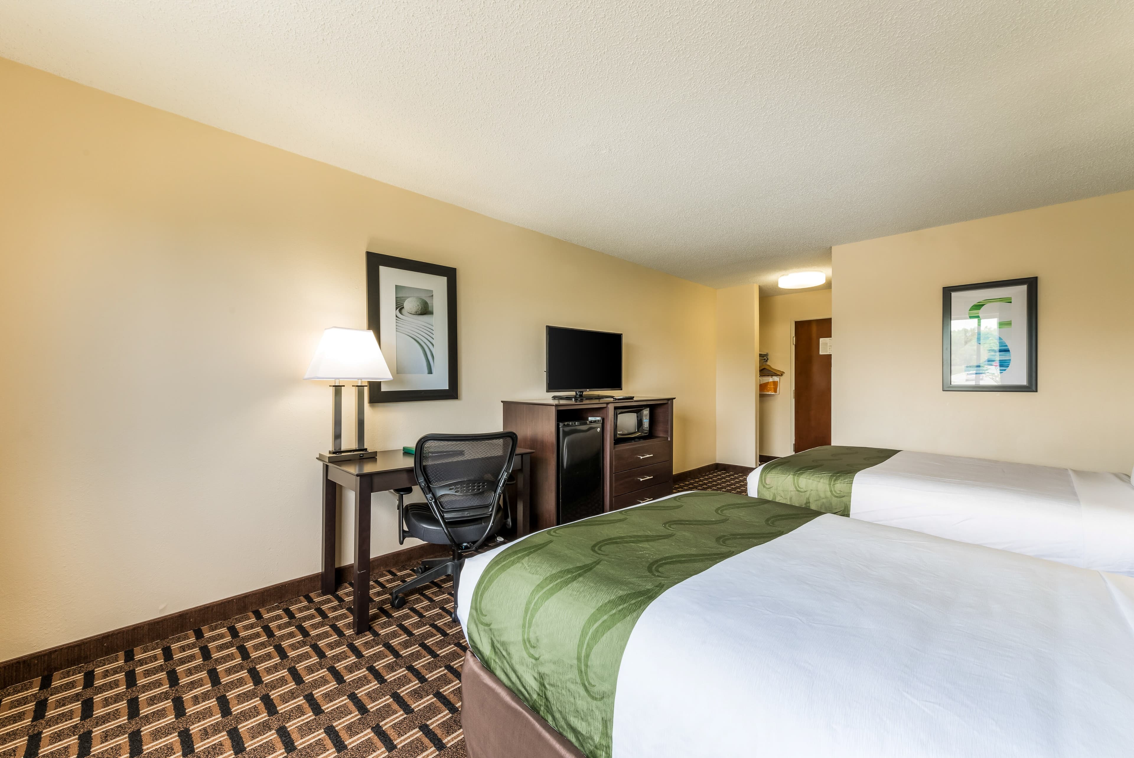 Quality Inn Huntersville near Lake Norman — 11