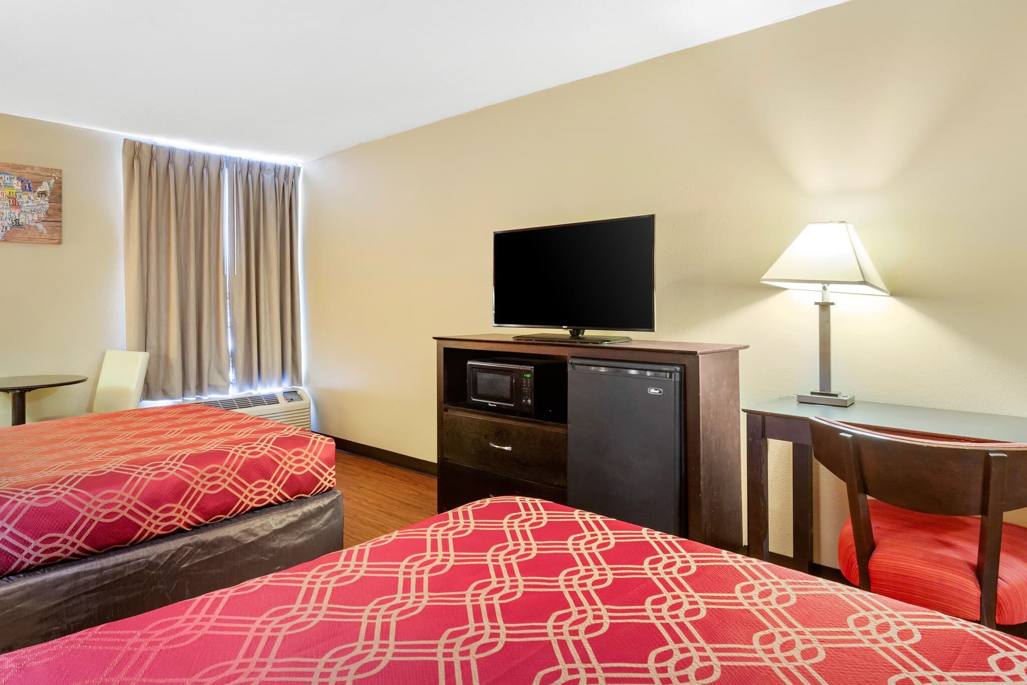 Econo Lodge Burlington I-40 - Image 5