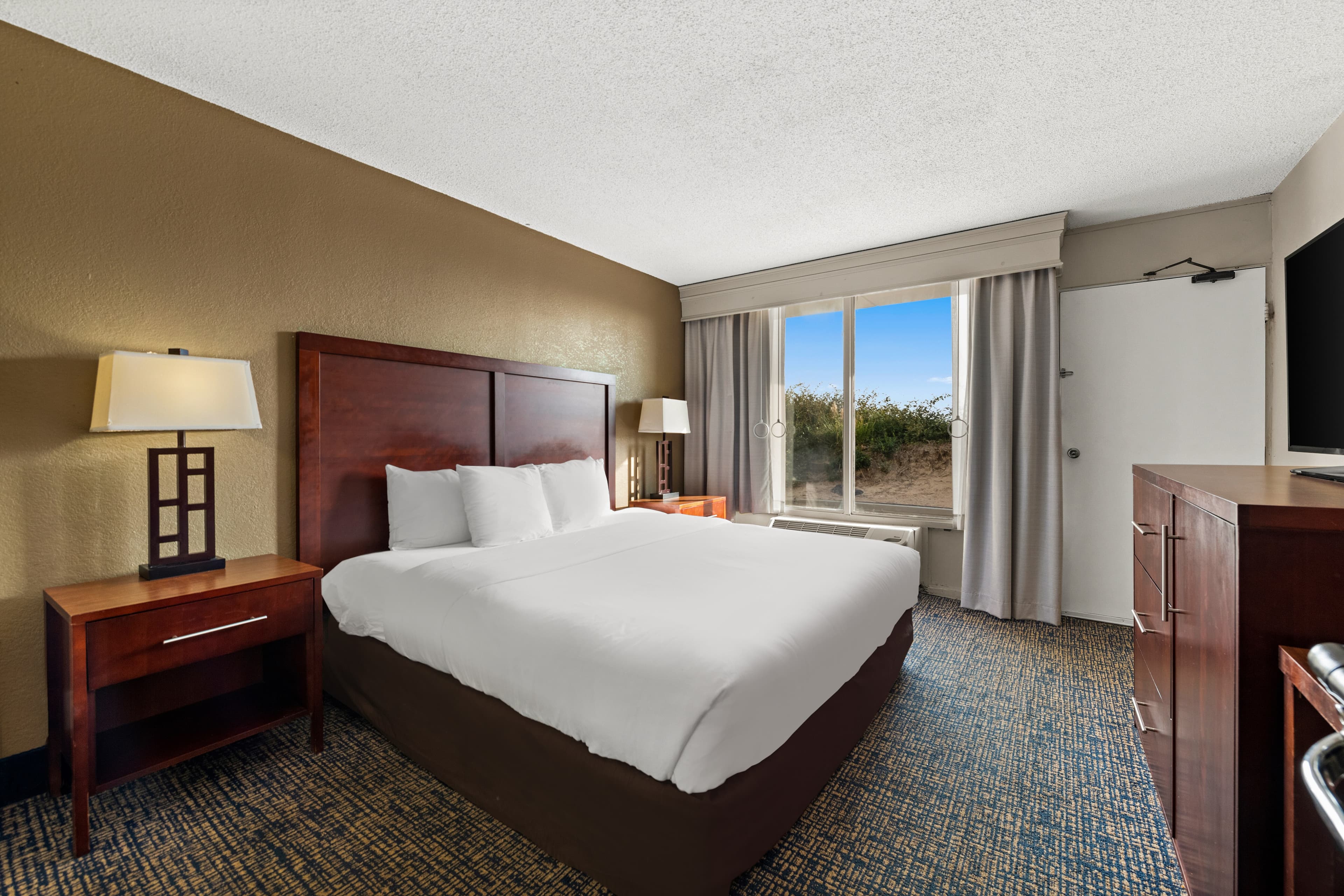 Comfort Inn On the Ocean — 8