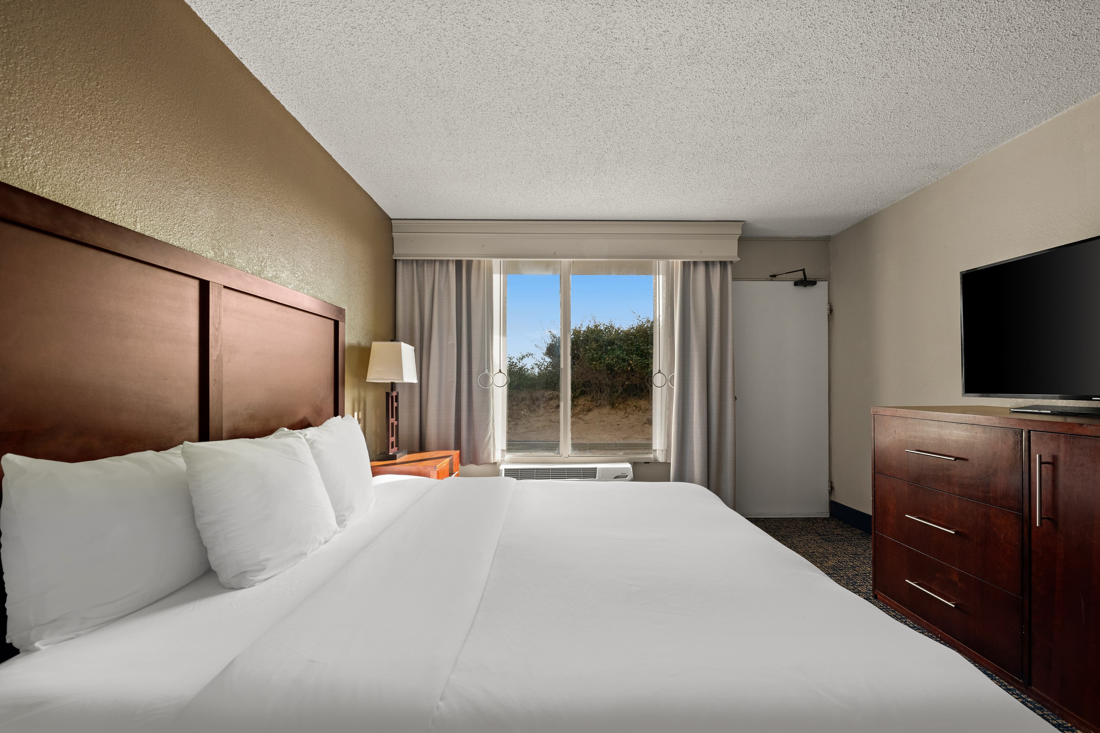 Comfort Inn On the Ocean — 10