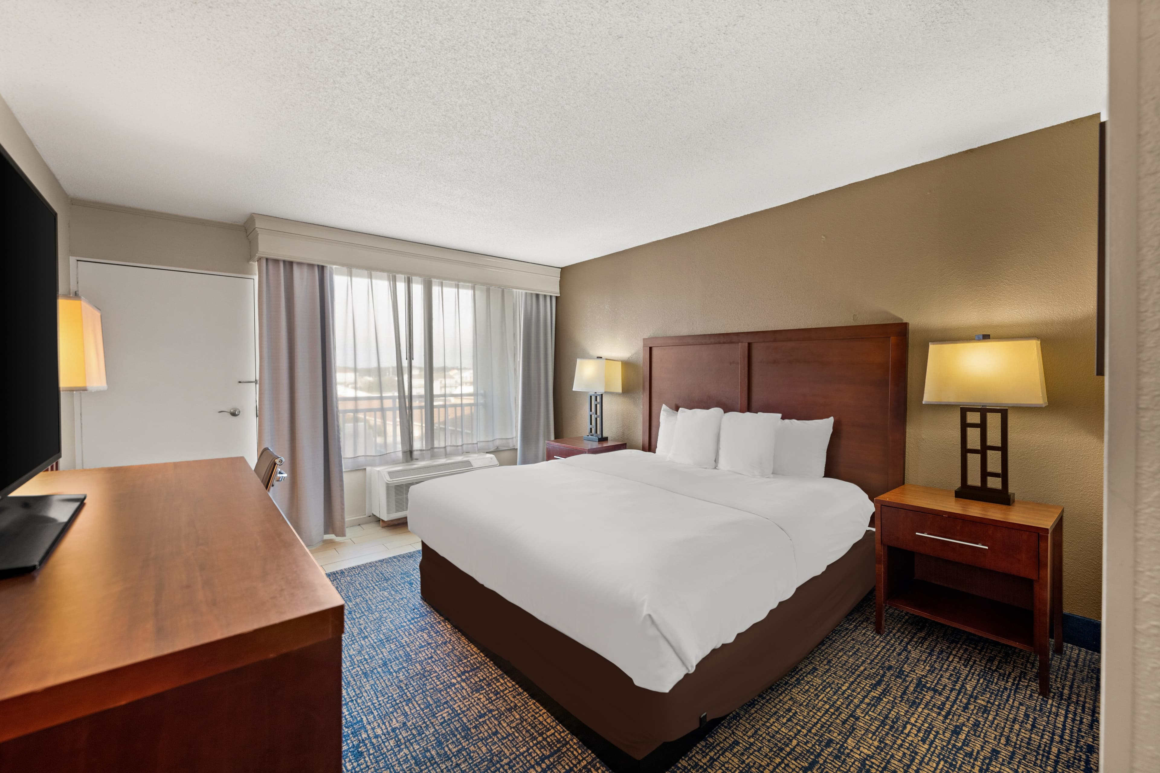 Comfort Inn On the Ocean — 34