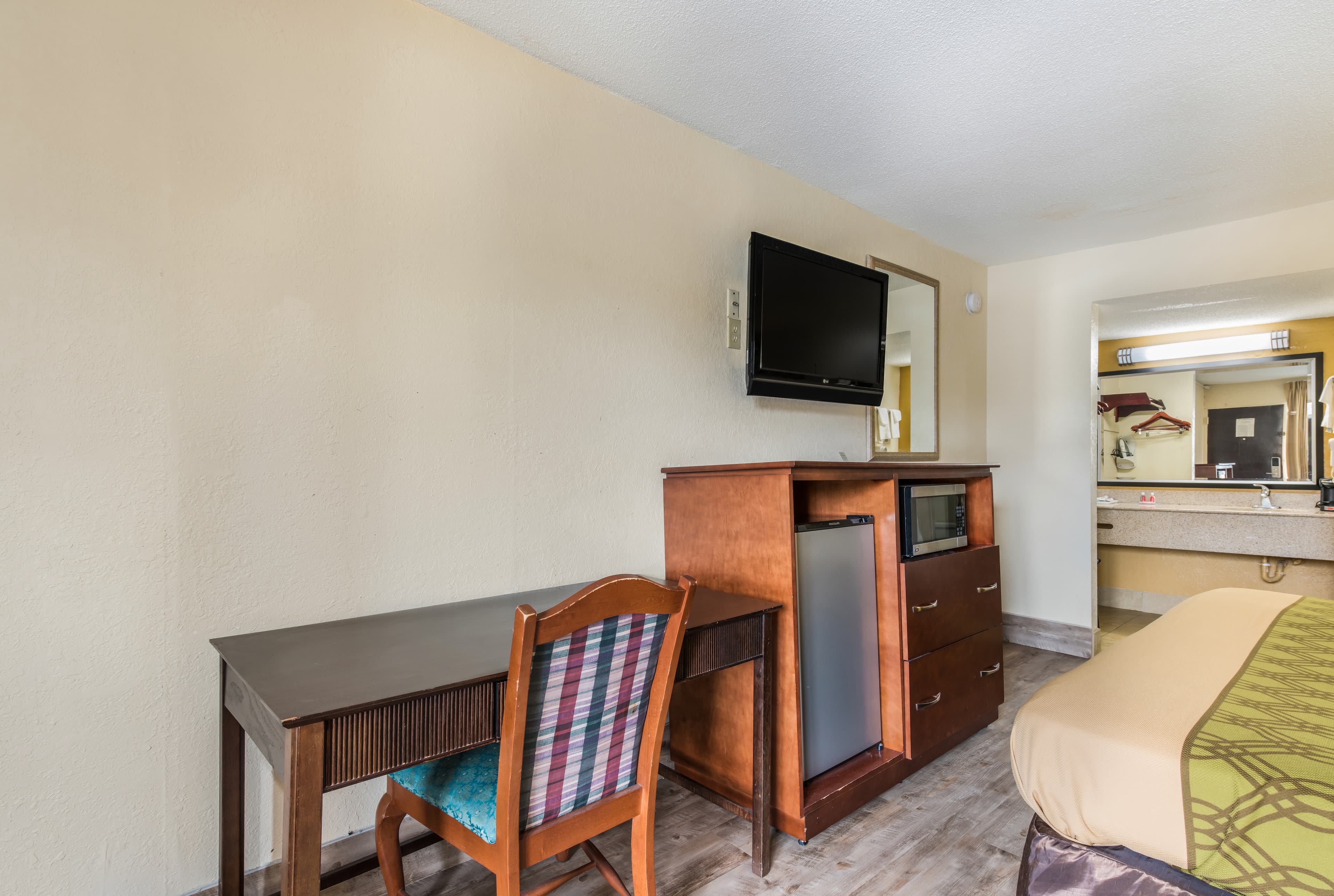 Econo Lodge Salisbury South — 26