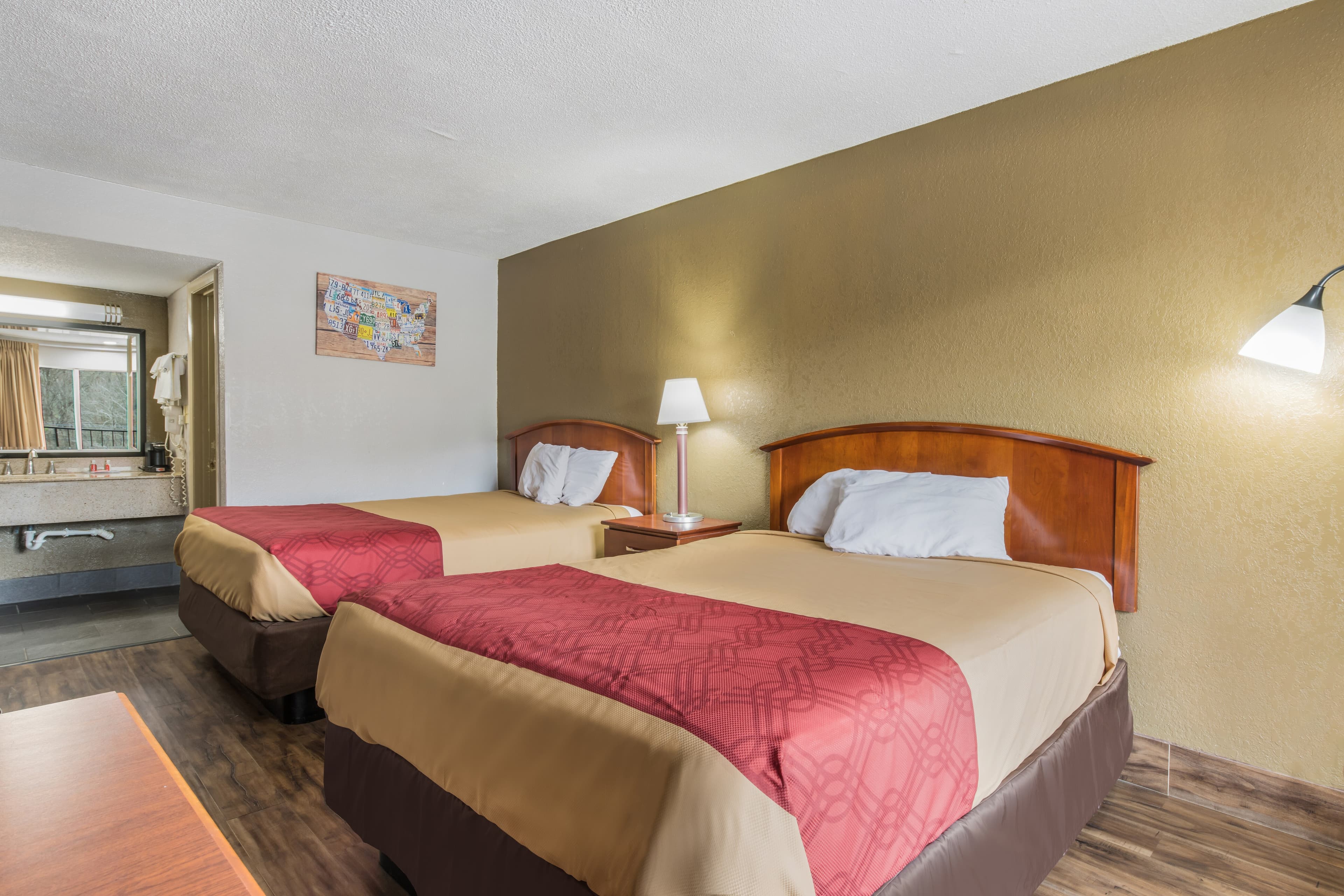 Econo Lodge Salisbury South — 15