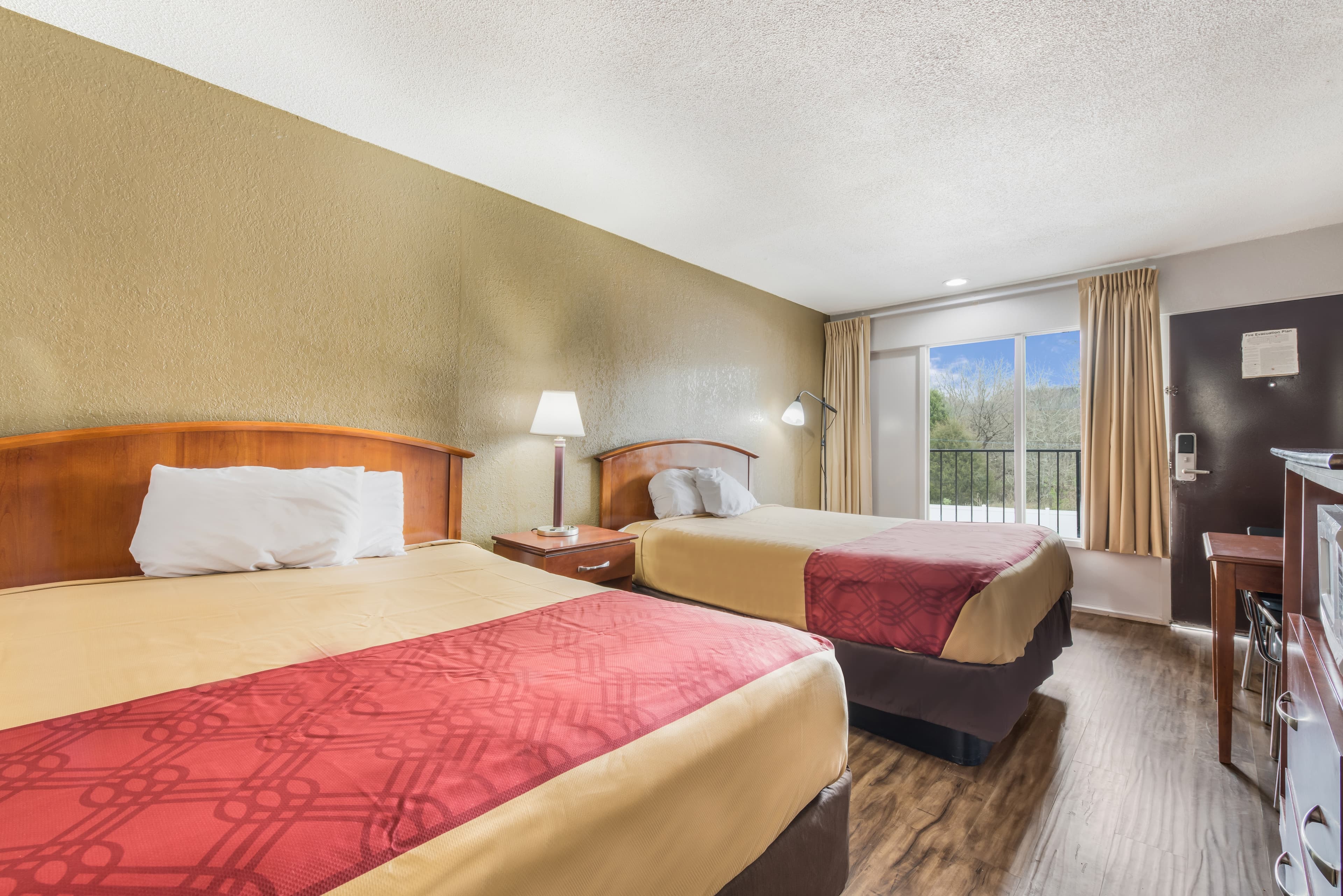 Econo Lodge Salisbury South — 18