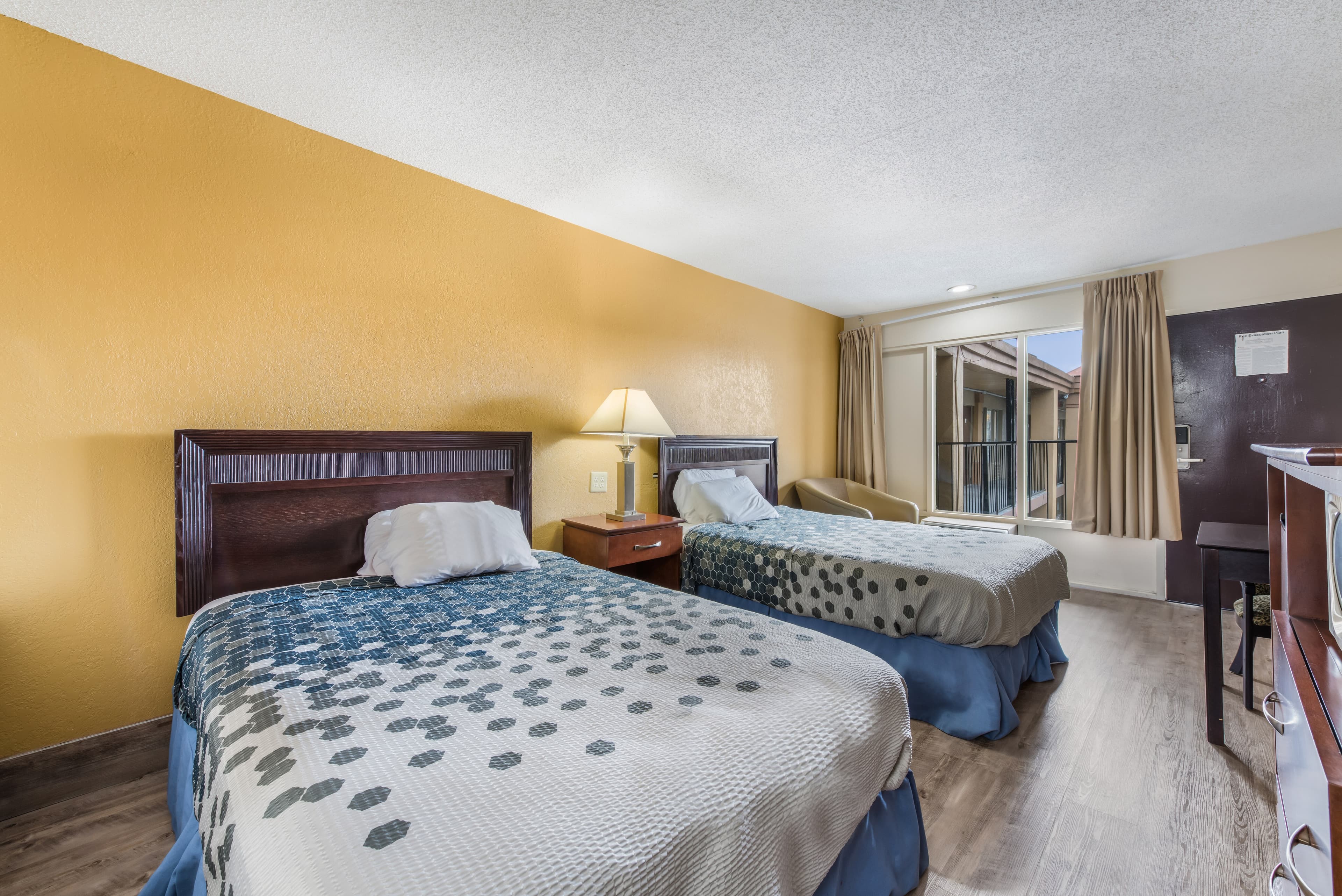 Econo Lodge Salisbury South — 43