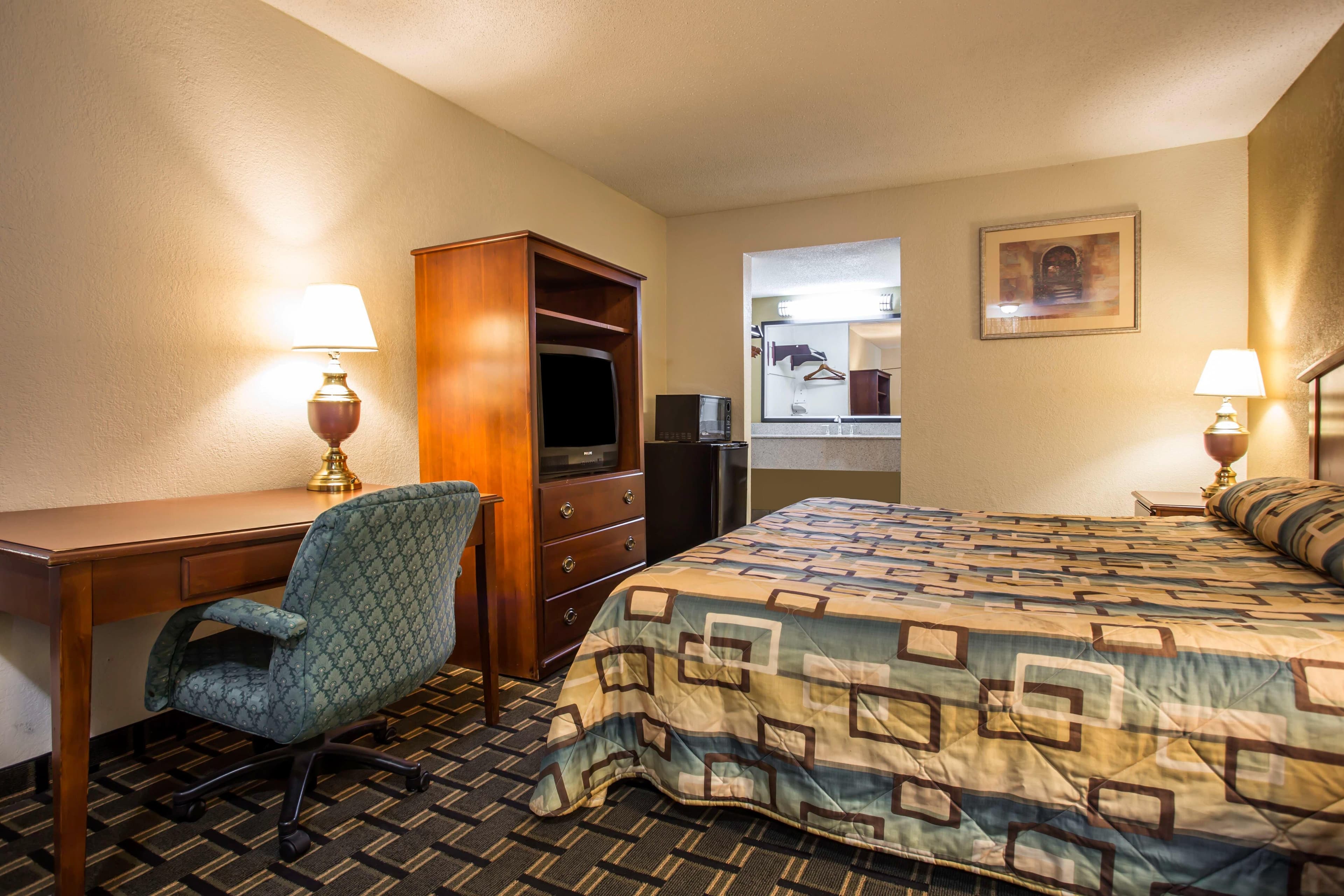 Econo Lodge Salisbury South — 23