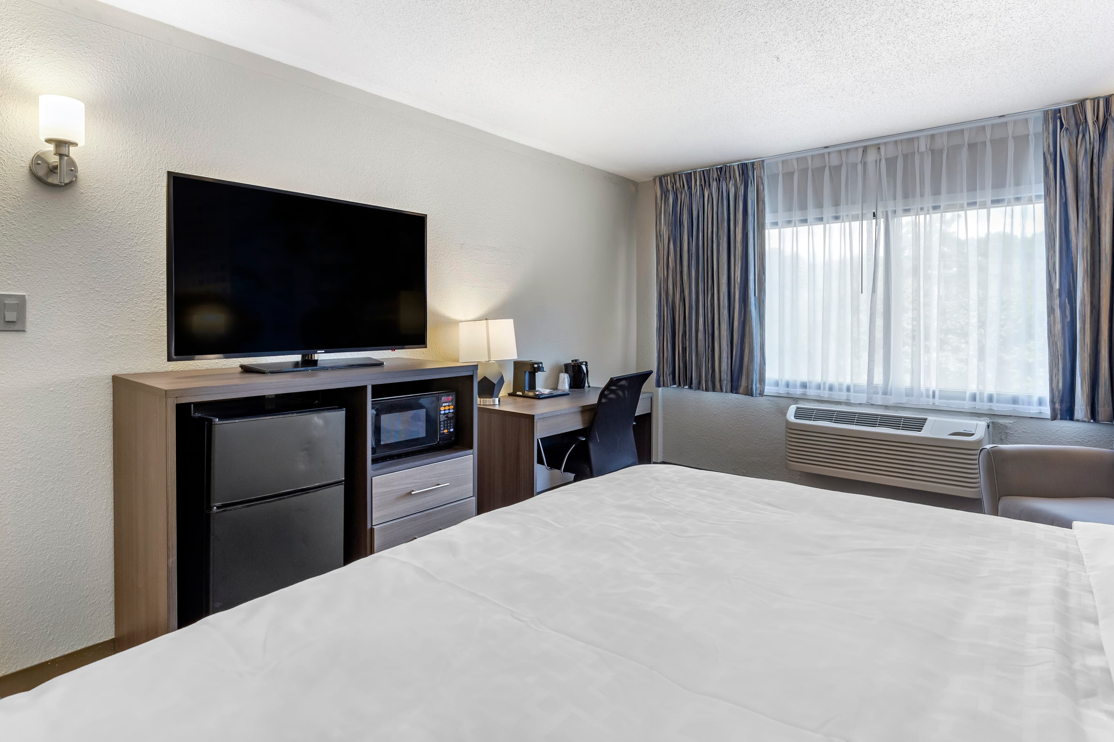 Clarion Pointe Raleigh Midtown — 12