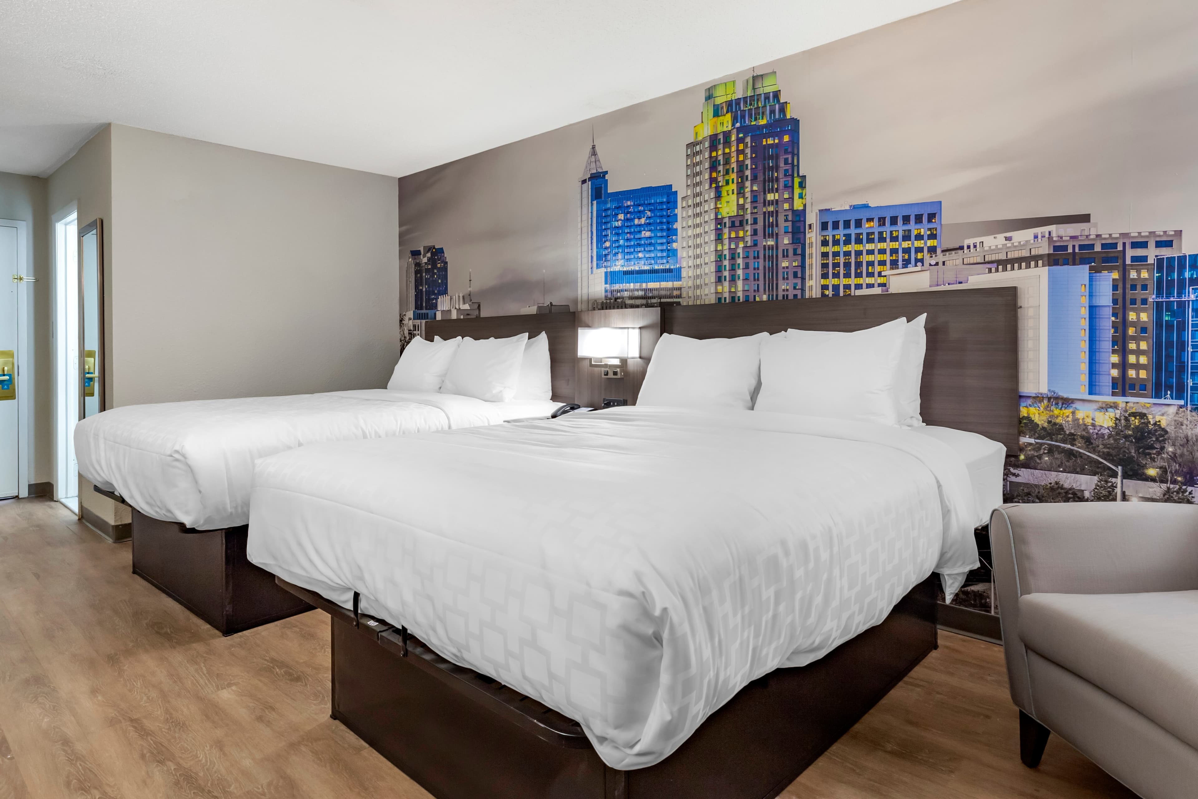 Clarion Pointe Raleigh Midtown — 16