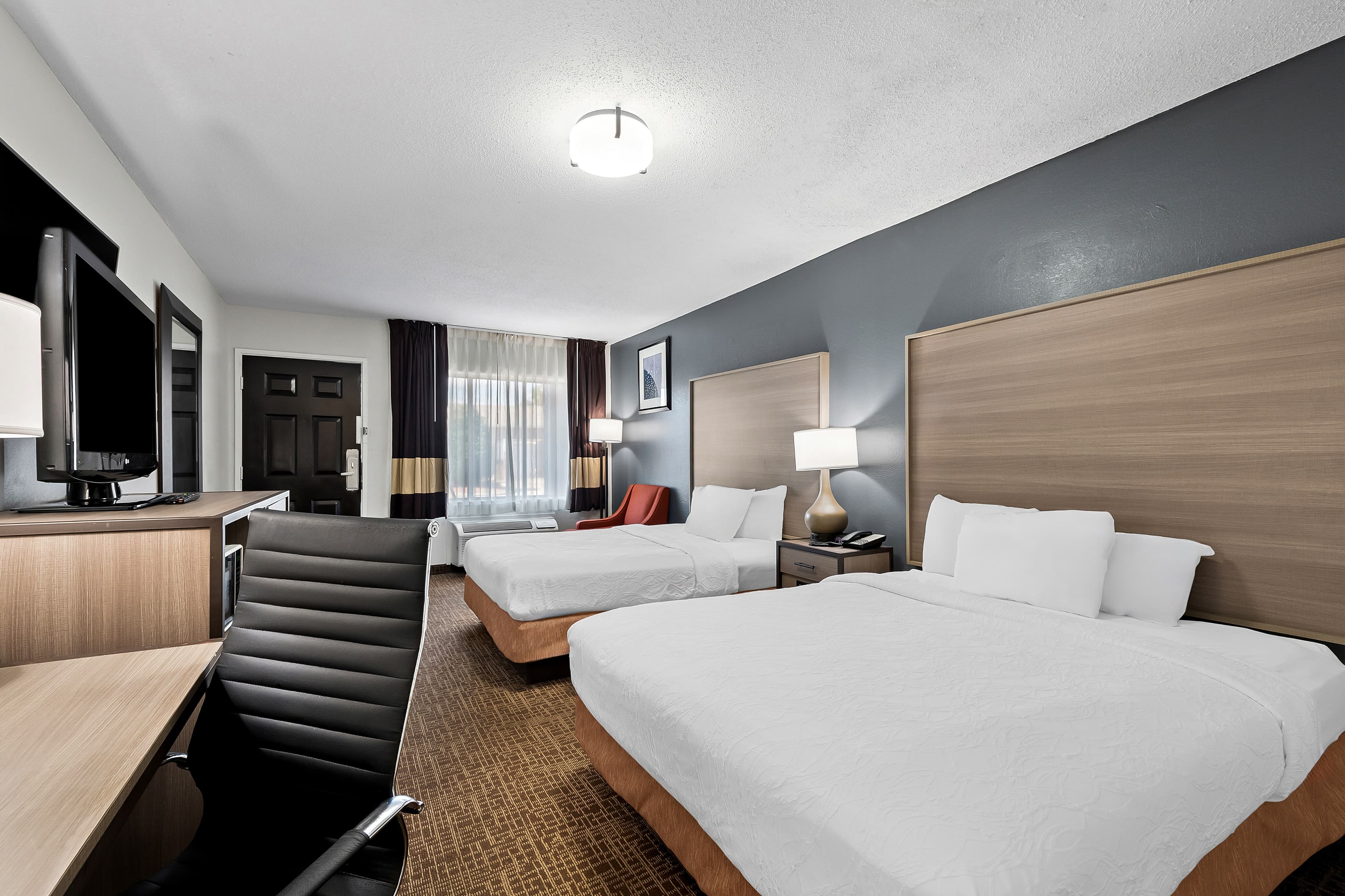 Quality Inn & Suites Fayetteville I-95 - Image 3