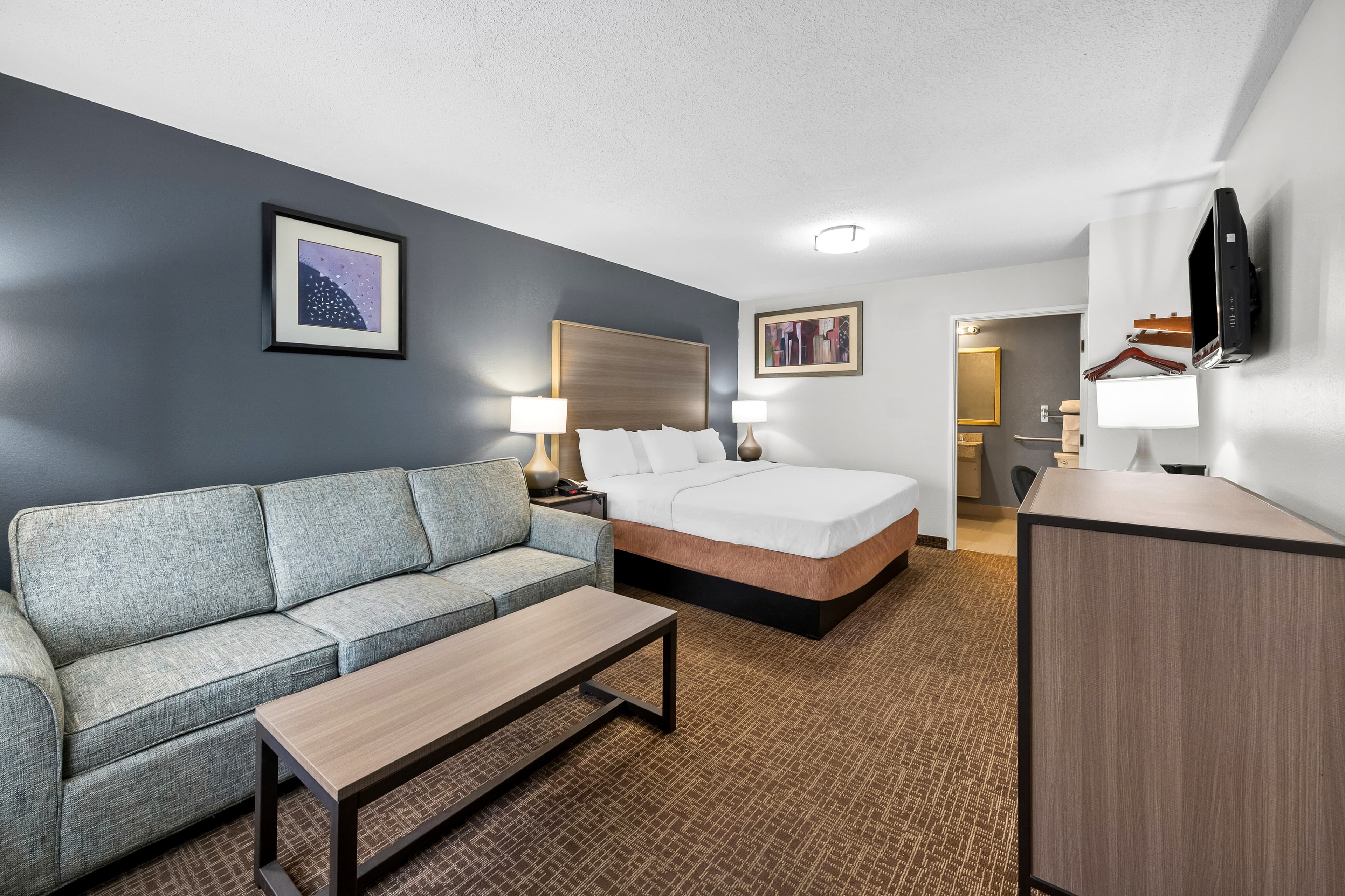 Quality Inn & Suites Fayetteville I-95 — 22