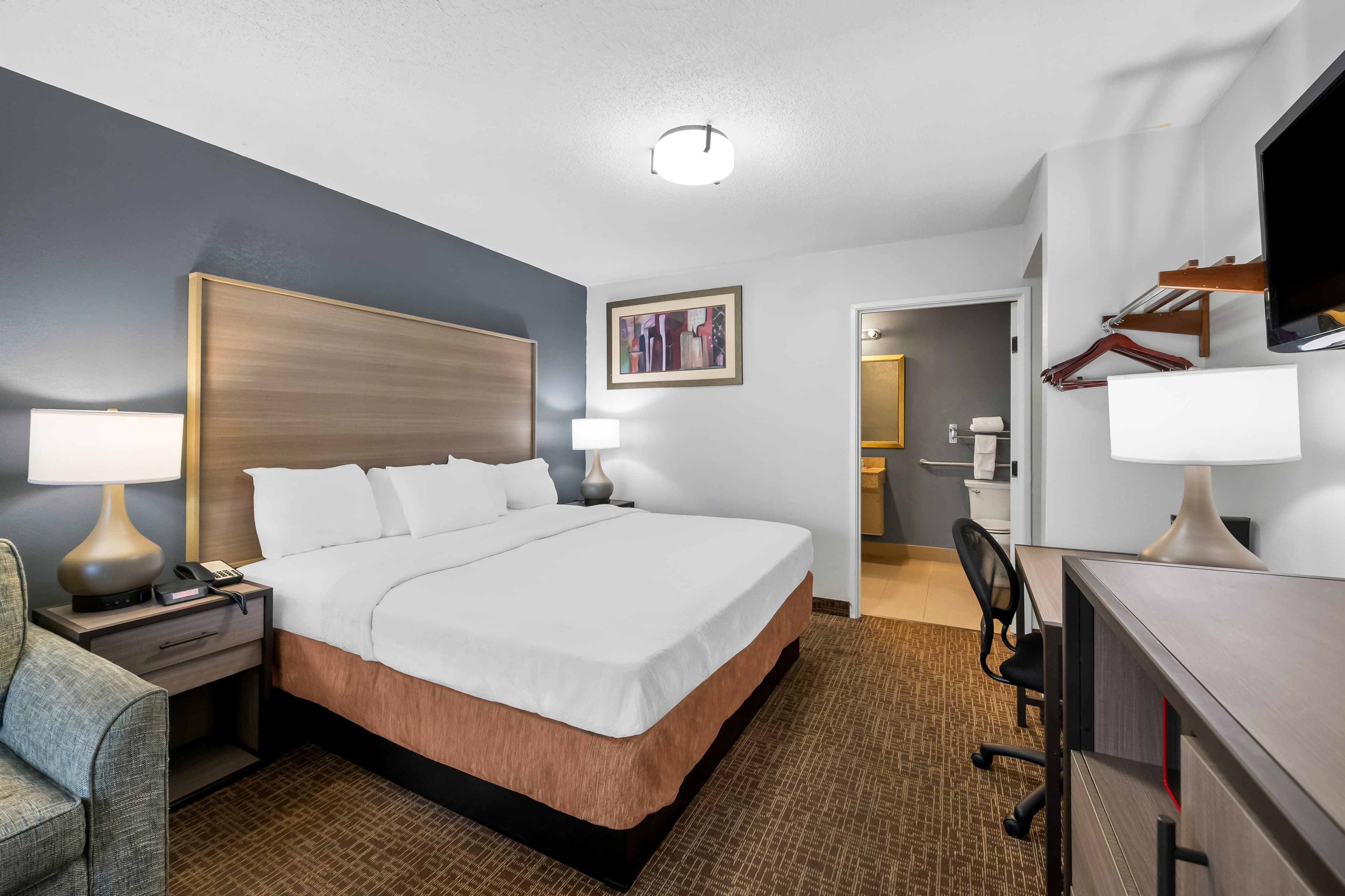 Quality Inn & Suites Fayetteville I-95 — 23