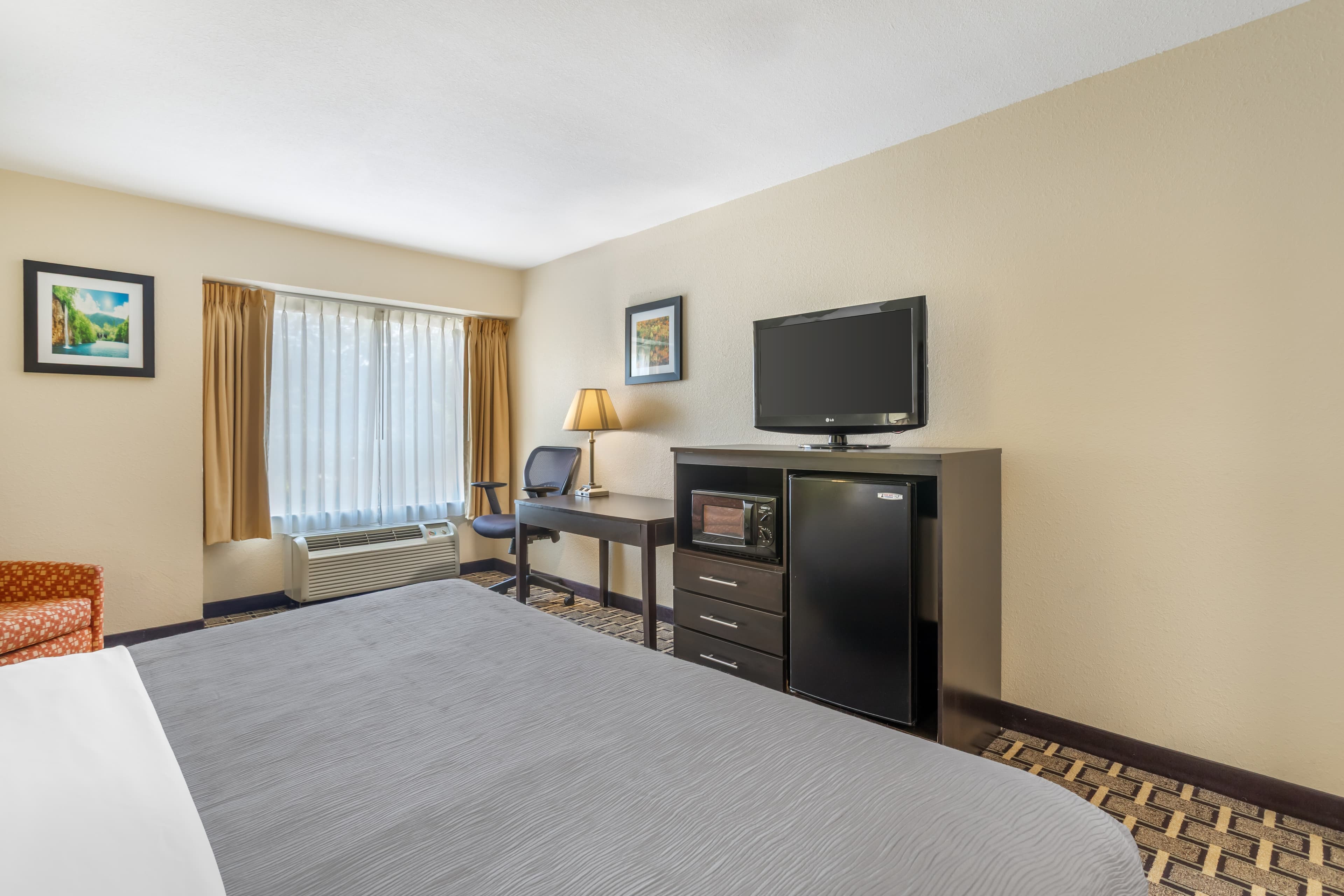 Quality Inn West of Asheville — 14