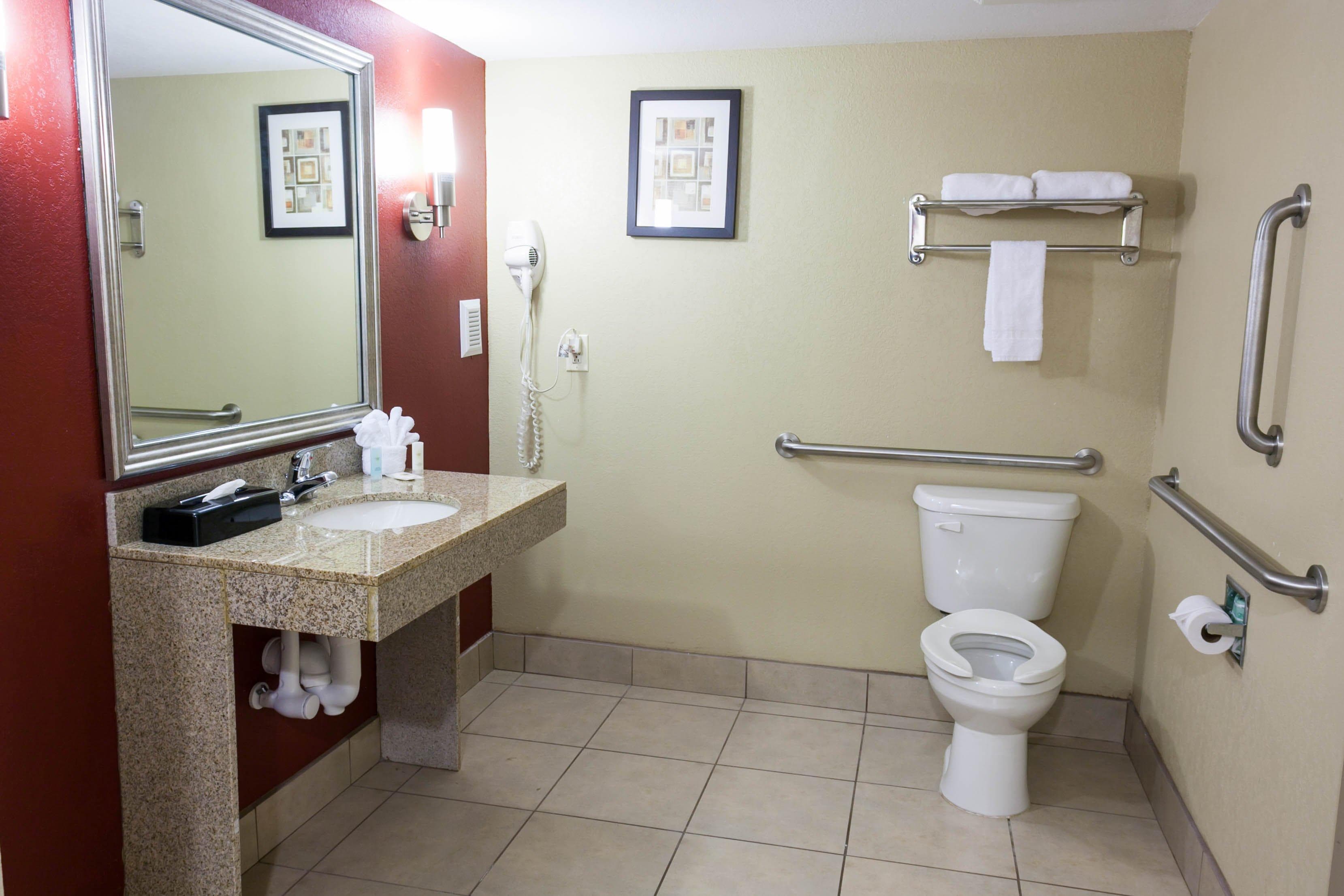 Comfort Inn & Suites Statesville - Mooresville — 10