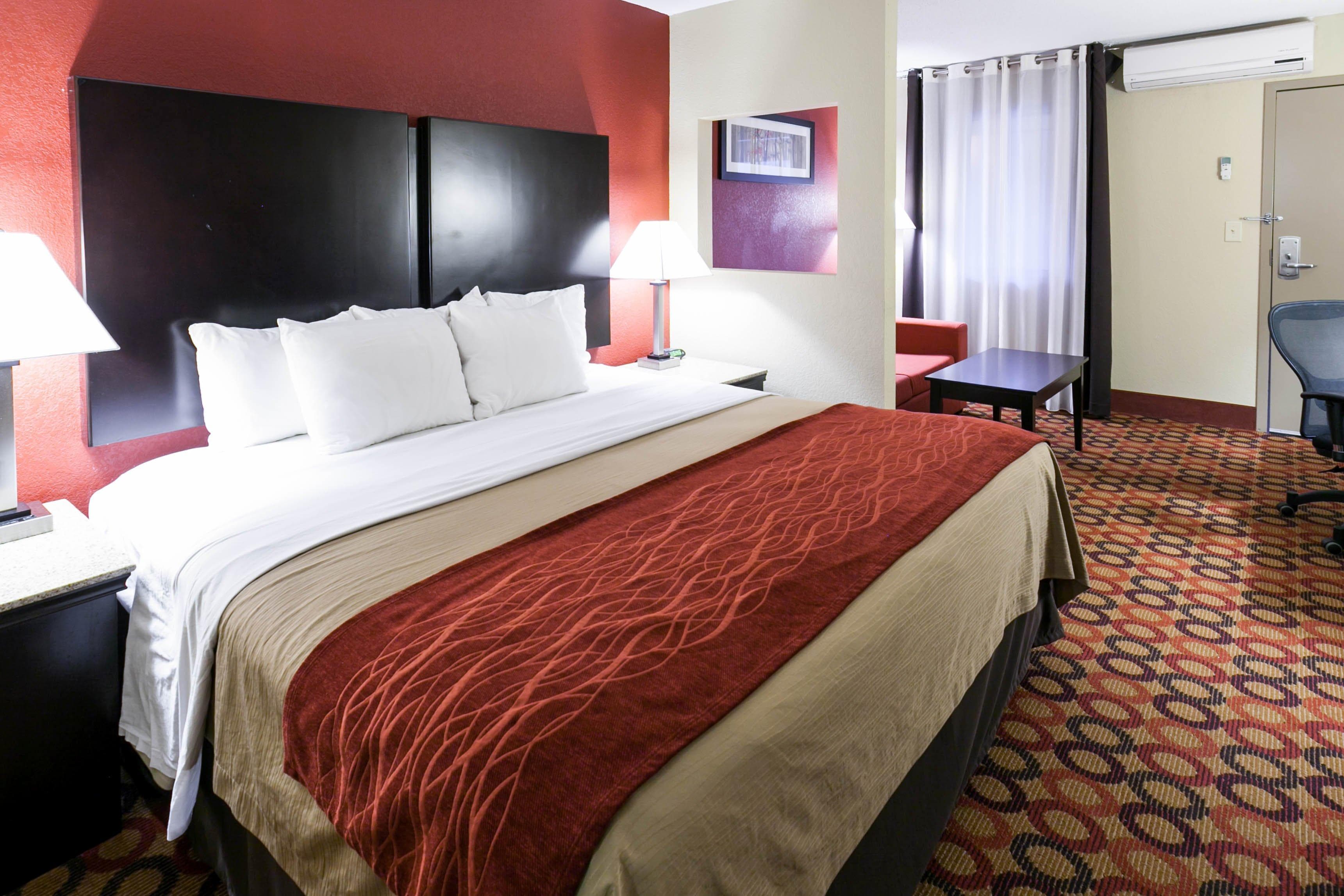 Comfort Inn & Suites Statesville - Mooresville — 18
