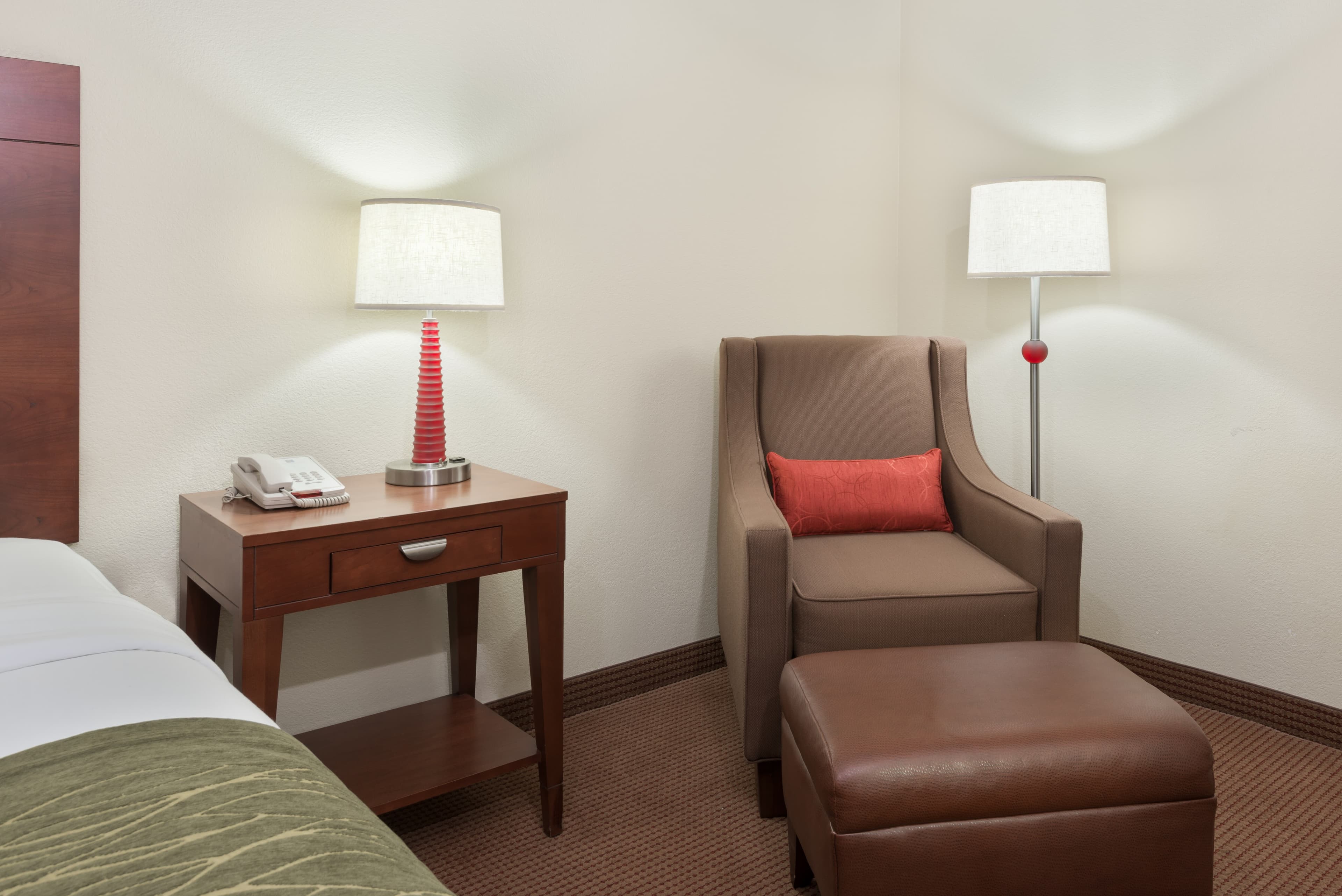 Comfort Inn Fayetteville near Fort Bragg — 8