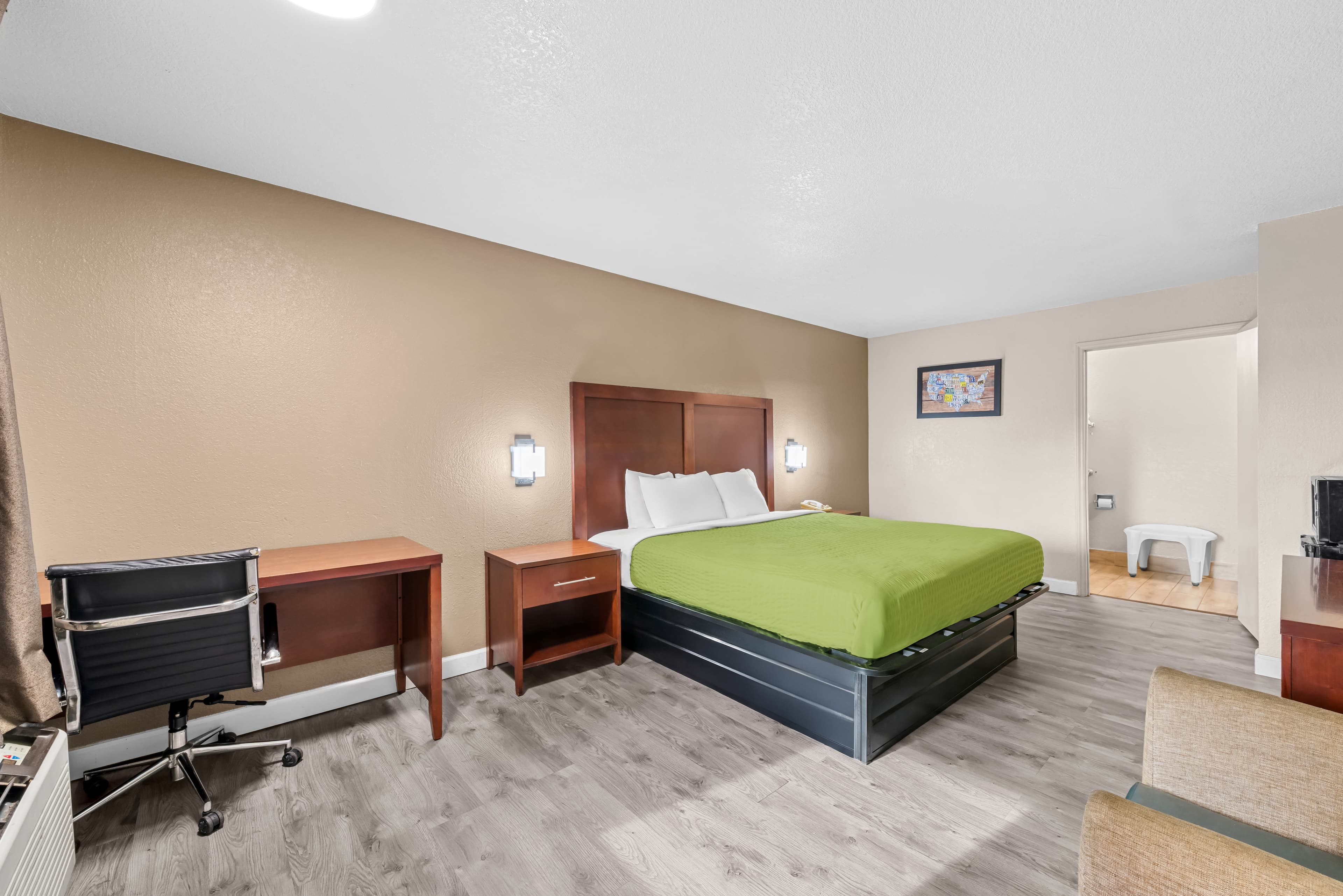 Econo Lodge Kannapolis - Concord - Image 2