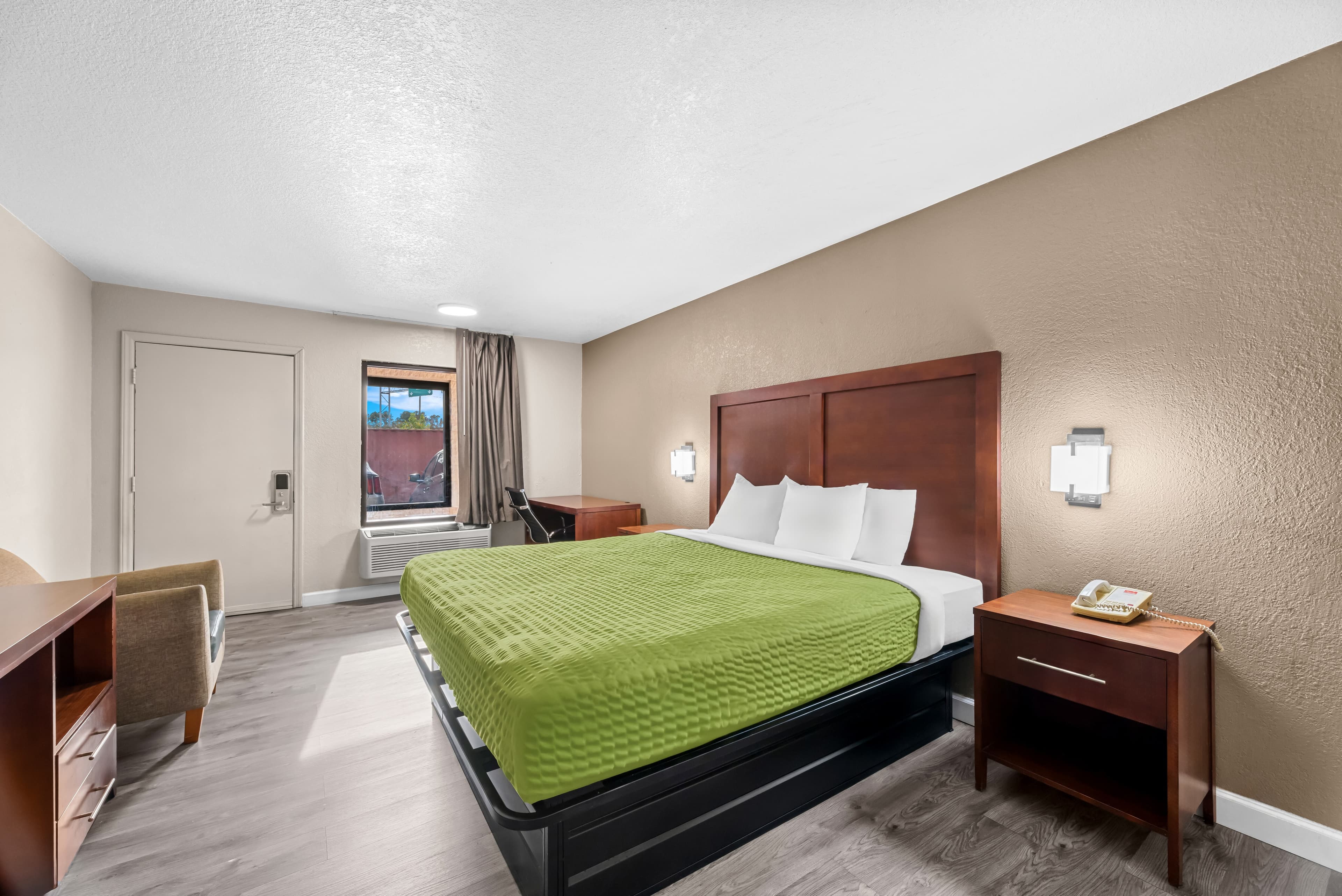Econo Lodge Kannapolis - Concord - Image 3