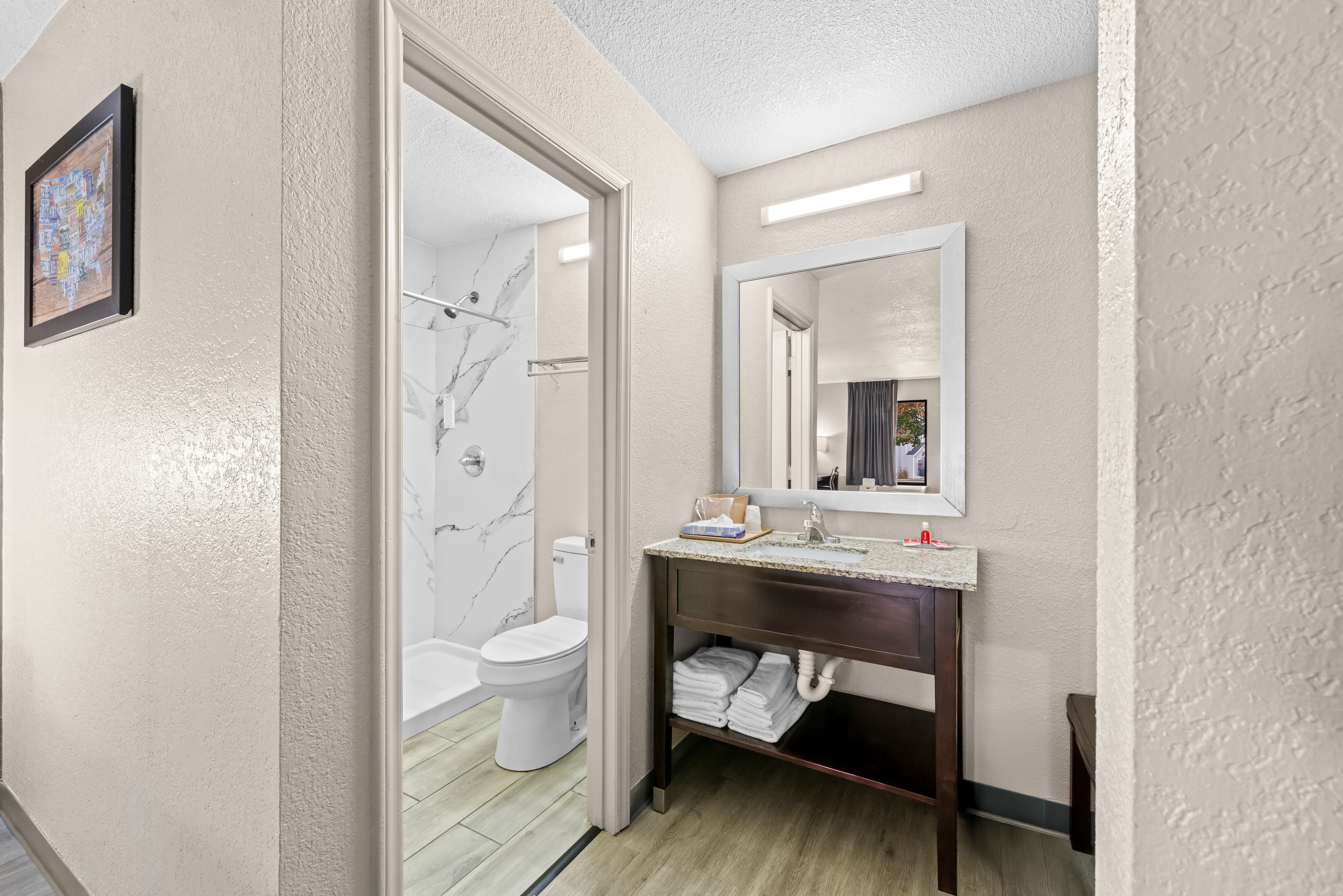 Econo Lodge Kannapolis - Concord — 9
