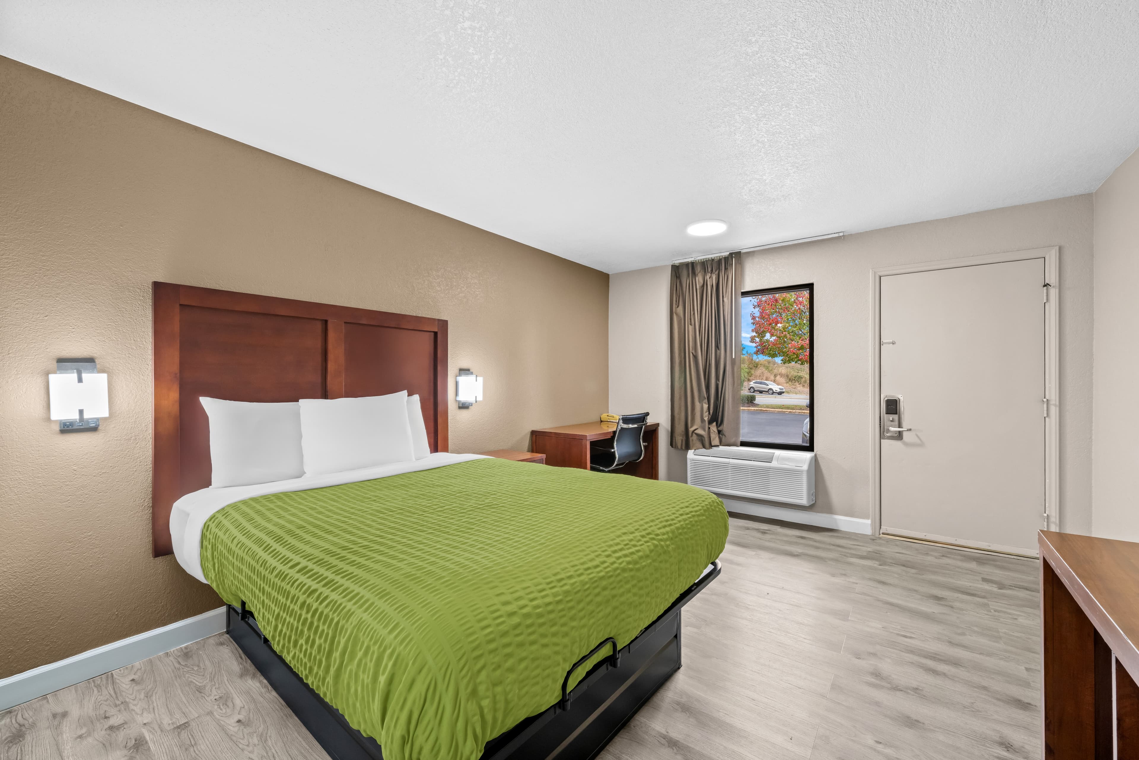 Econo Lodge Kannapolis - Concord — 12