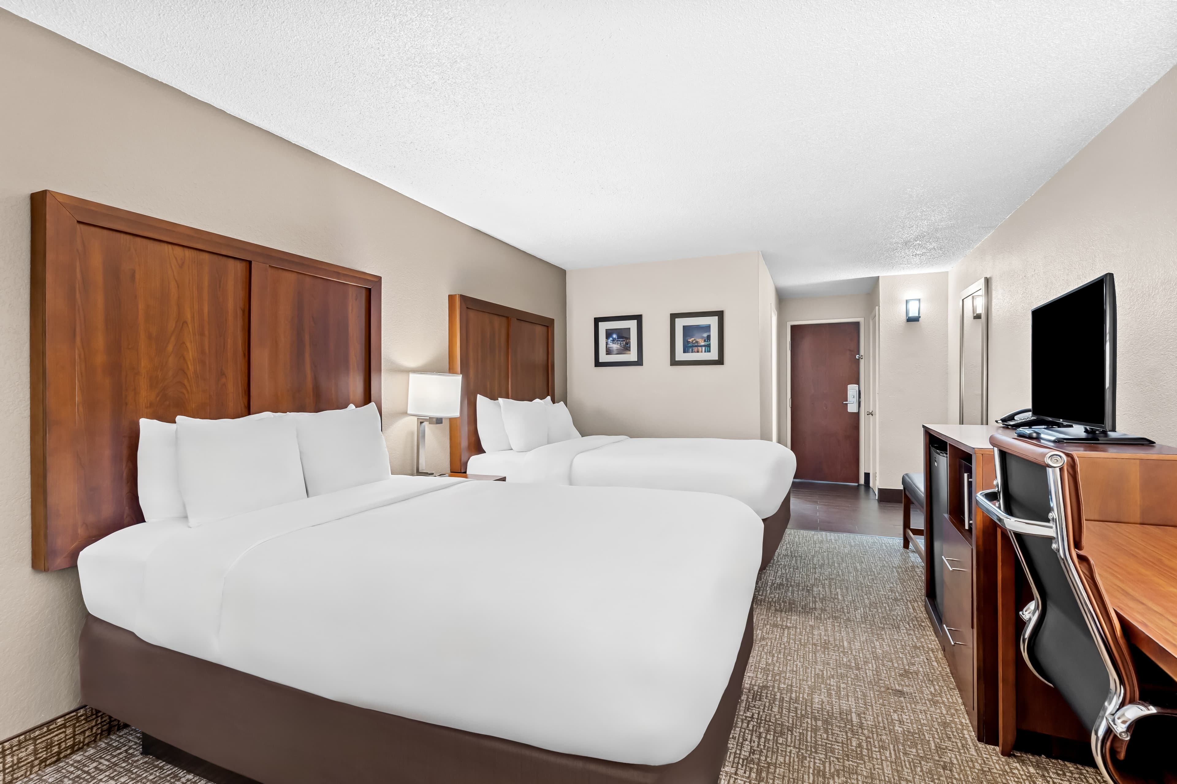 Comfort Inn University - Image 3